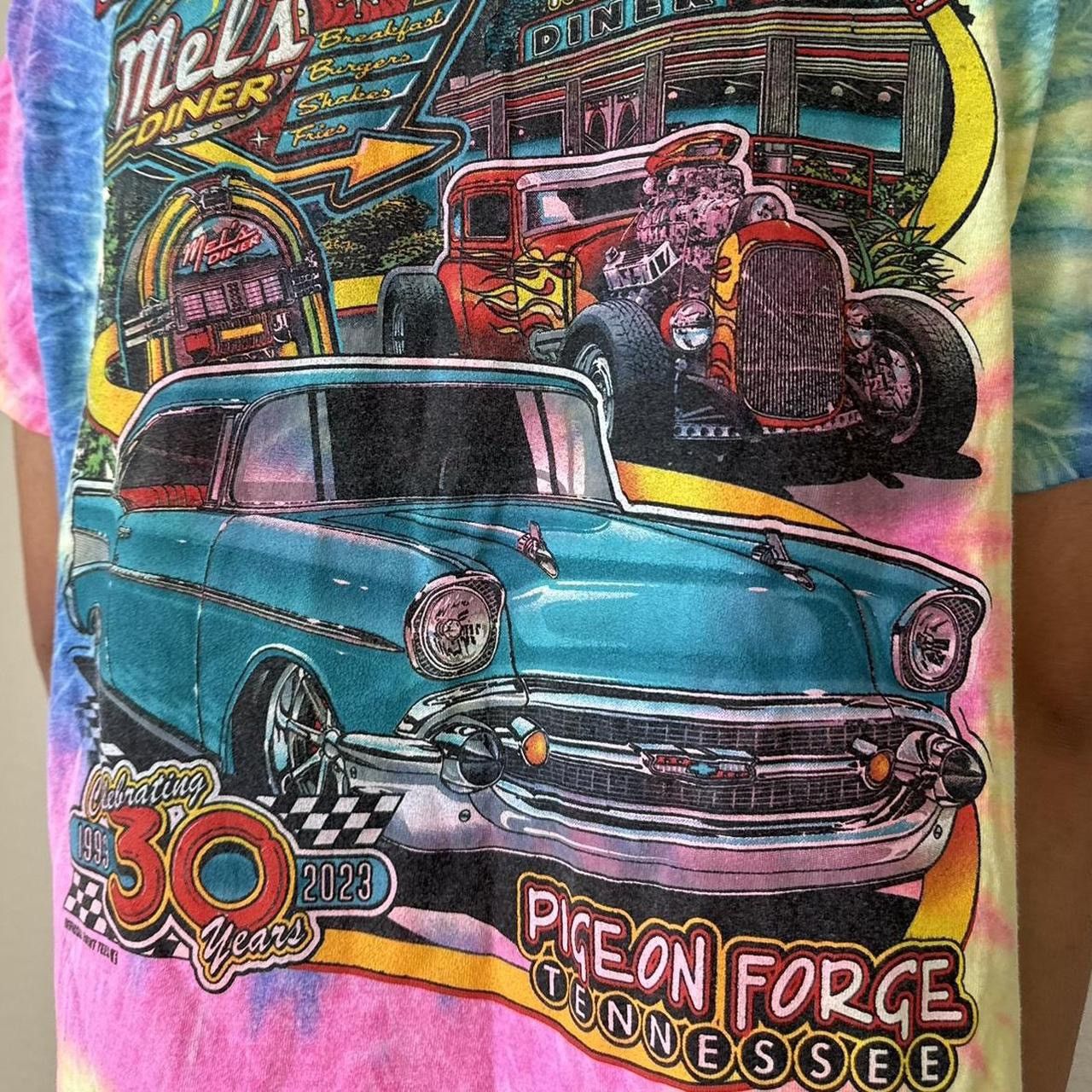 Vintage Vintage Mels Drive-In 2000s Graphics Tie Dyed Tee Shirt Size US L / EU 52-54 / 3 - 5 Thumbnail