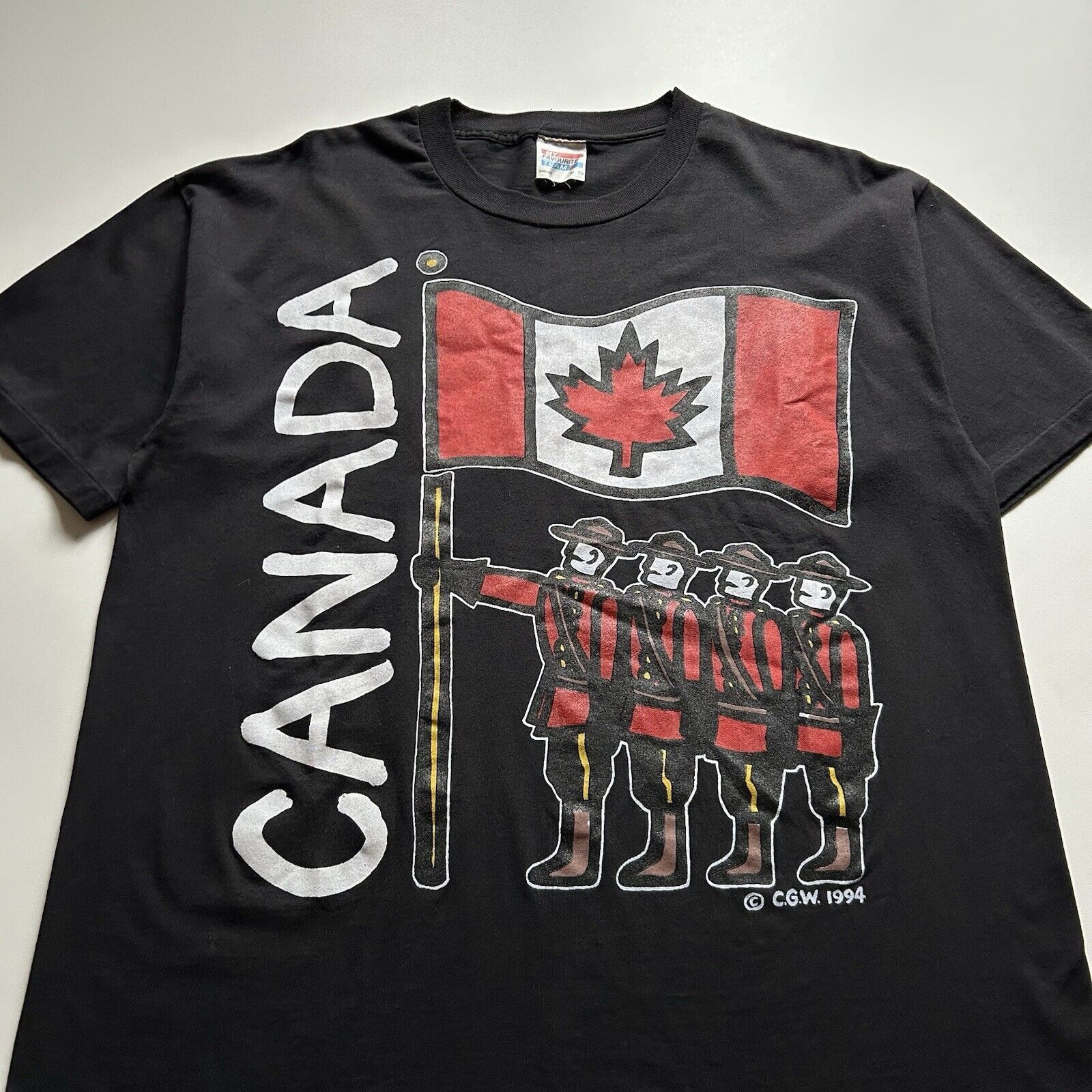 Vintage Vintage 90s Canada RCMP Art Graphic T Shirt XL Black Rare Size US XL / EU 56 / 4 - 2 Thumbnail