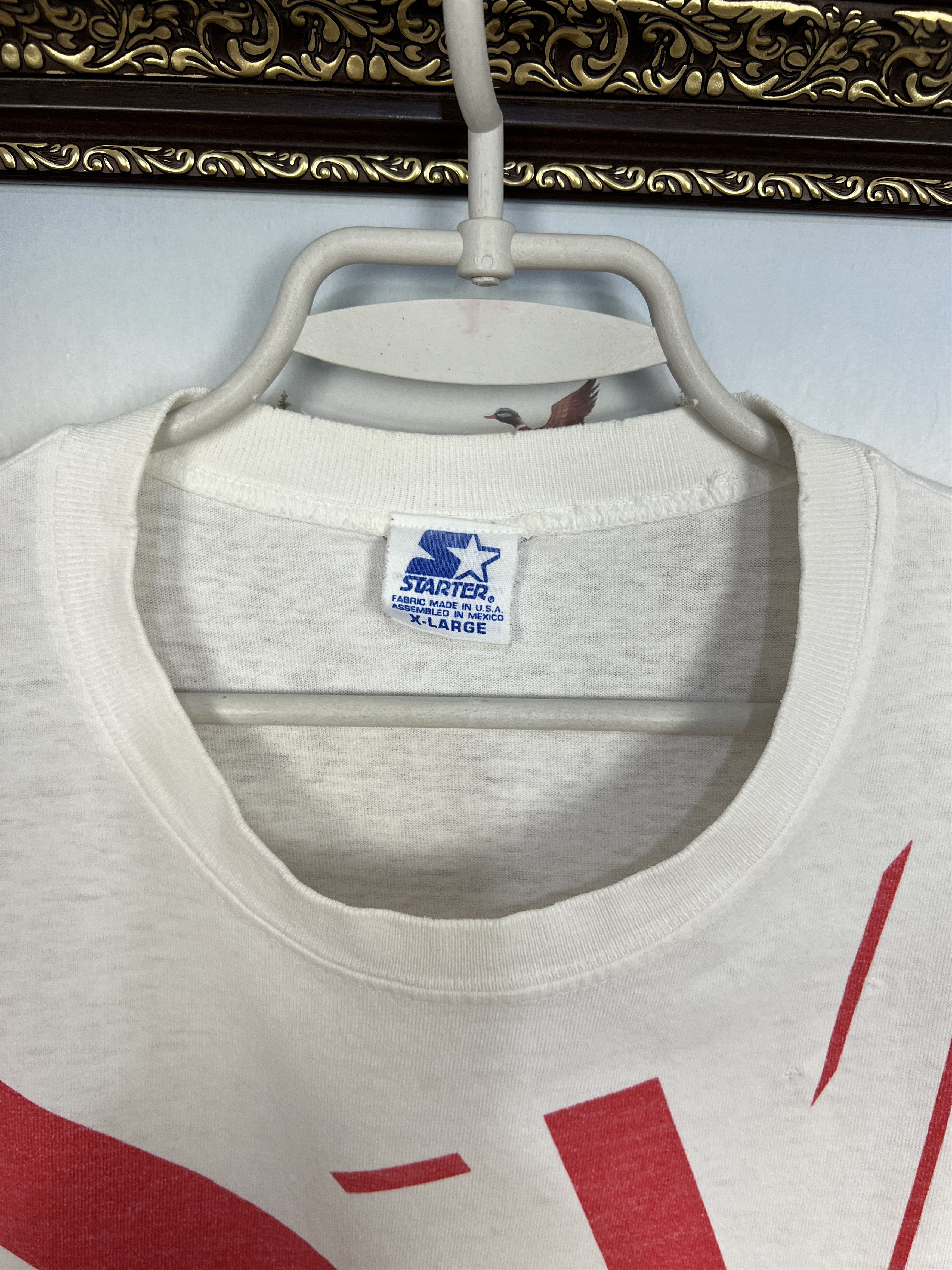 Starter Vintage 90's Starter Chicago Bulls Over Print NBA Shirt Size US XL / EU 56 / 4 - 8 Thumbnail