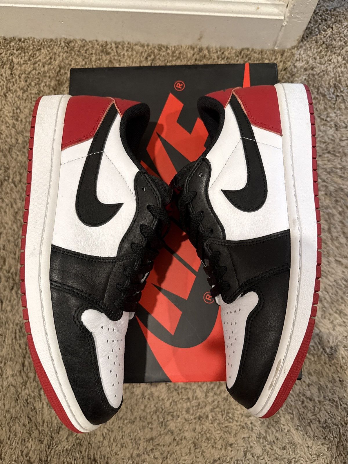 Nike Nike Air Jordan 1 Retro Low OG “Black Toe” Size US 11 / EU 44 - 7 Thumbnail