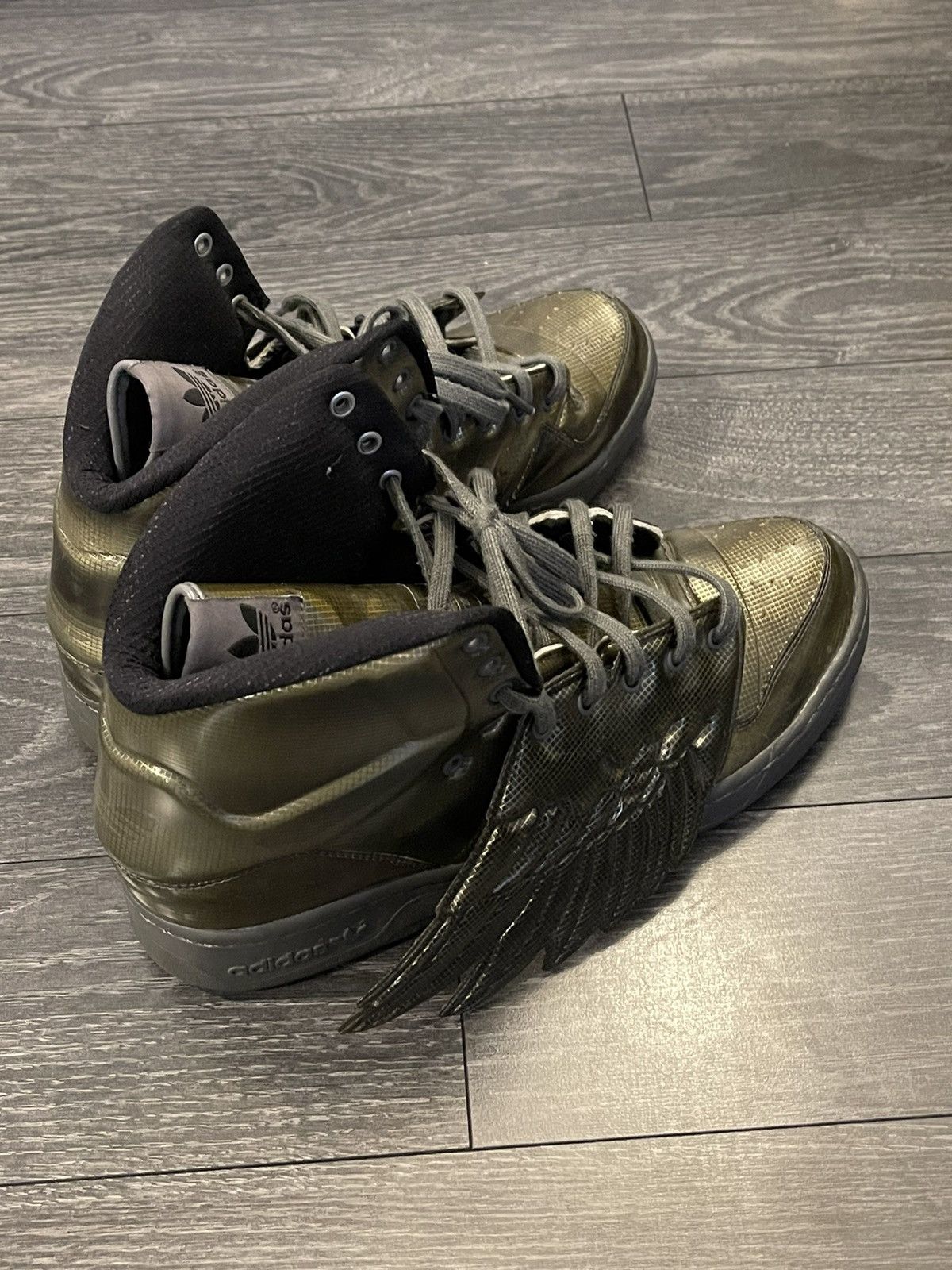 Adidas × Jeremy Scott Adidas X Jeremy Scott wings sneakers sz 12.5 Size US 12.5 / EU 45-46 - 3 Thumbnail