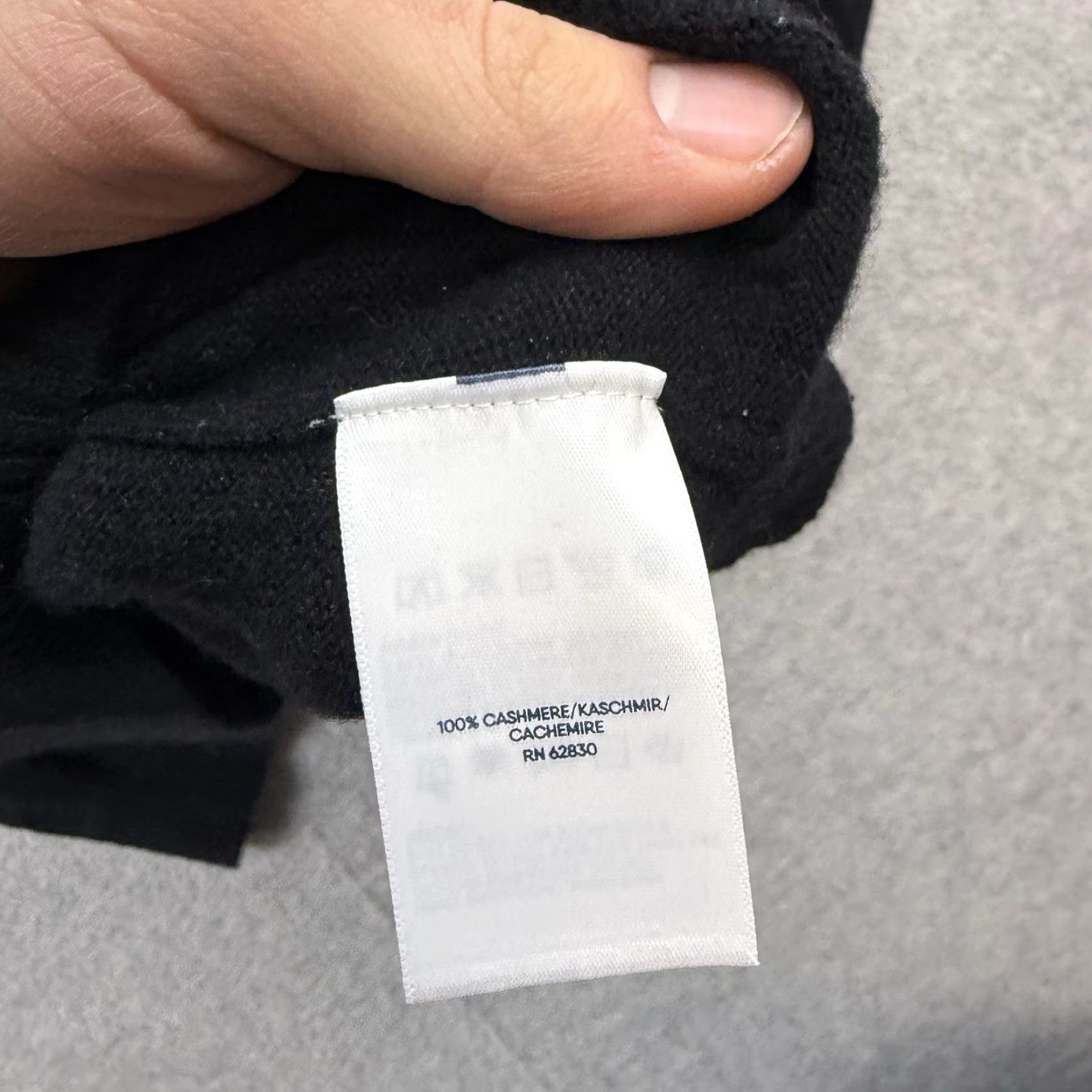 Lands' End Lands' End 100% Cashmere V Neck Sweater Men Large L Black Pullover Knit Size US L / EU 52-54 / 3 - 7 Thumbnail