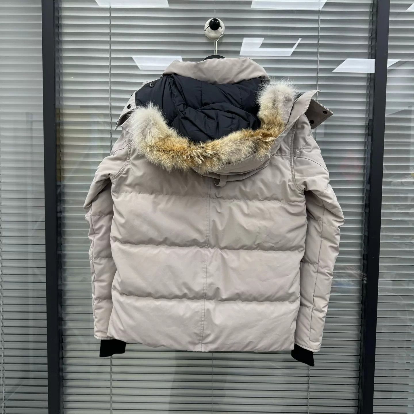 Canada Goose Canada Goose Wyndham Stone Gray M 99 New Size US M / EU 48-50 / 2 - 2 Thumbnail