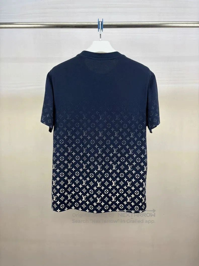 Louis Vuitton Louis Vuitton Blue Gradient Short Sleeve Tee. Size US L / EU 52-54 / 3 - 2 Thumbnail
