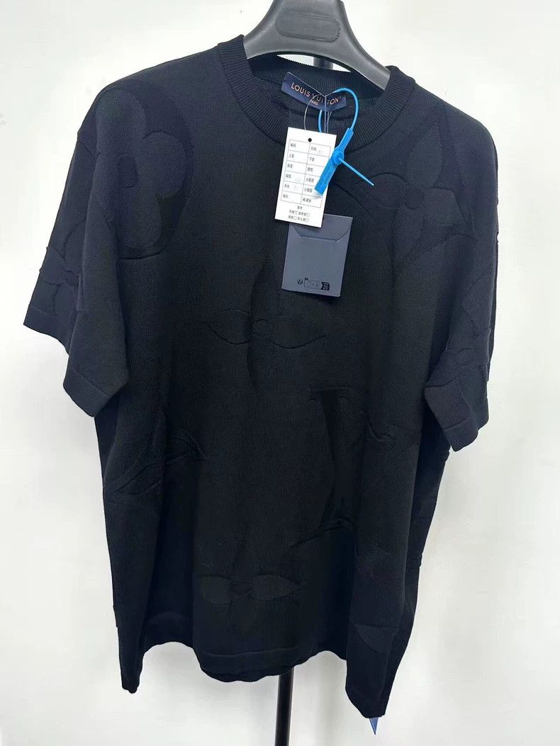 Louis Vuitton Louis Vuitton FW24 Logo Print Short Sleeve T-Shirt - dmc Size US M / EU 48-50 / 2 - 1 Thumbnail