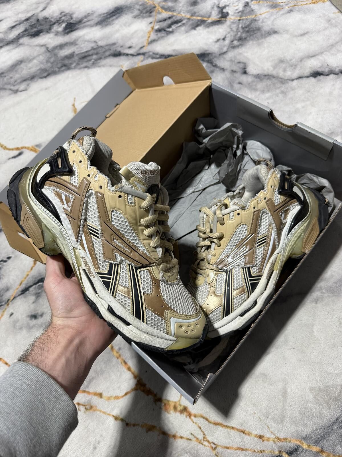 Balenciaga Balenciaga Runner Tan Beige Black - Sz 9US Size US 9 / EU 42 - 1 Thumbnail