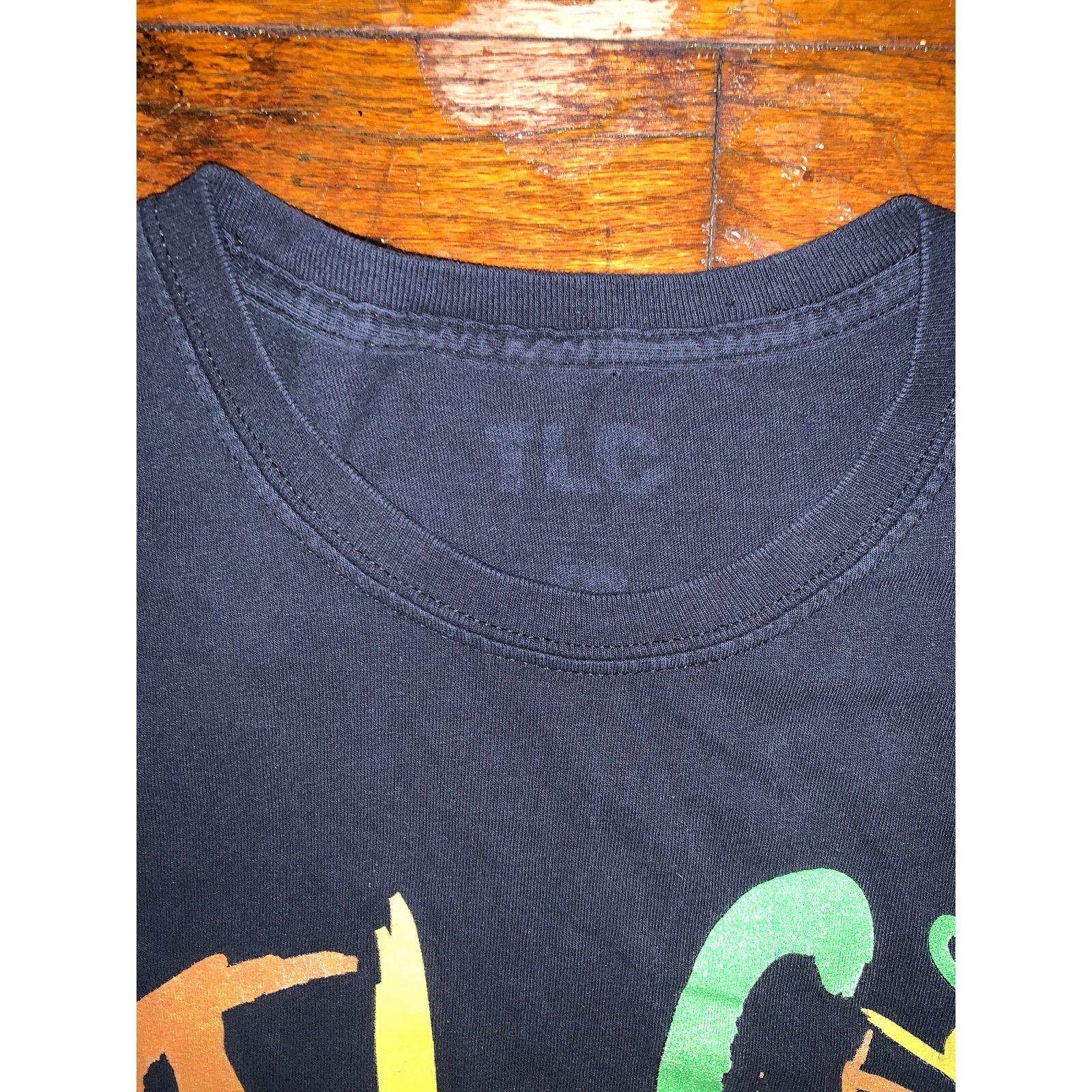Band Tees TLC No Scrubs Graphic T Shirt Black Large 90s R&B Rap Tee Size L / US 10 / IT 46 - 4 Thumbnail