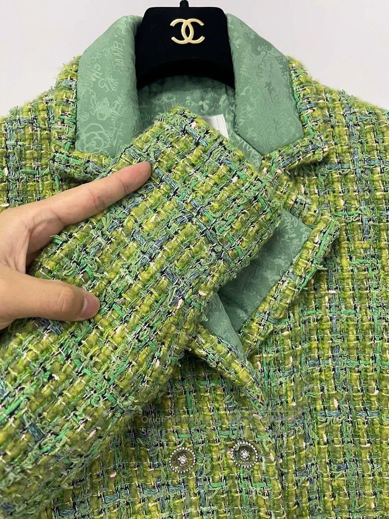 Chanel Chanel 24A Manchester Series Green Tweed Coat Size S / US 4 / IT 40 - 4 Thumbnail