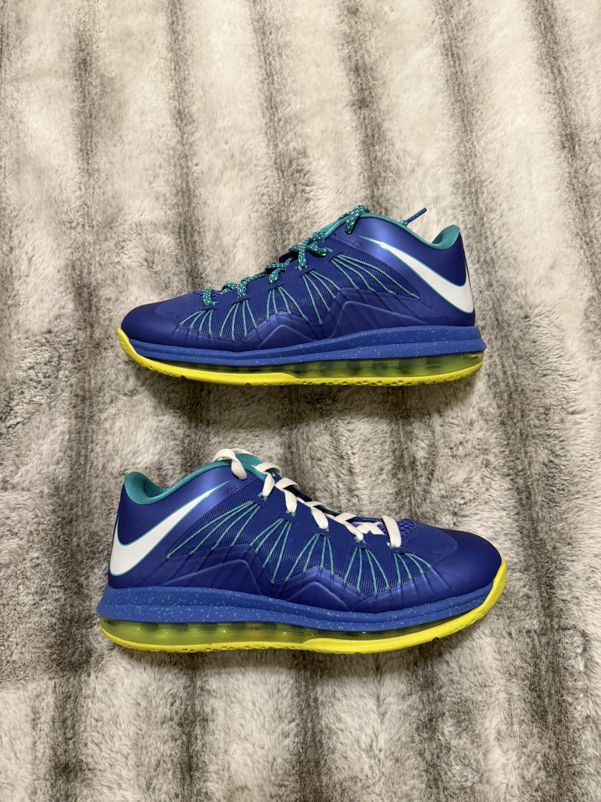 Nike Nike LeBron 10 Low ‘Sprite’ Size US 9 / EU 42 - 1 Thumbnail