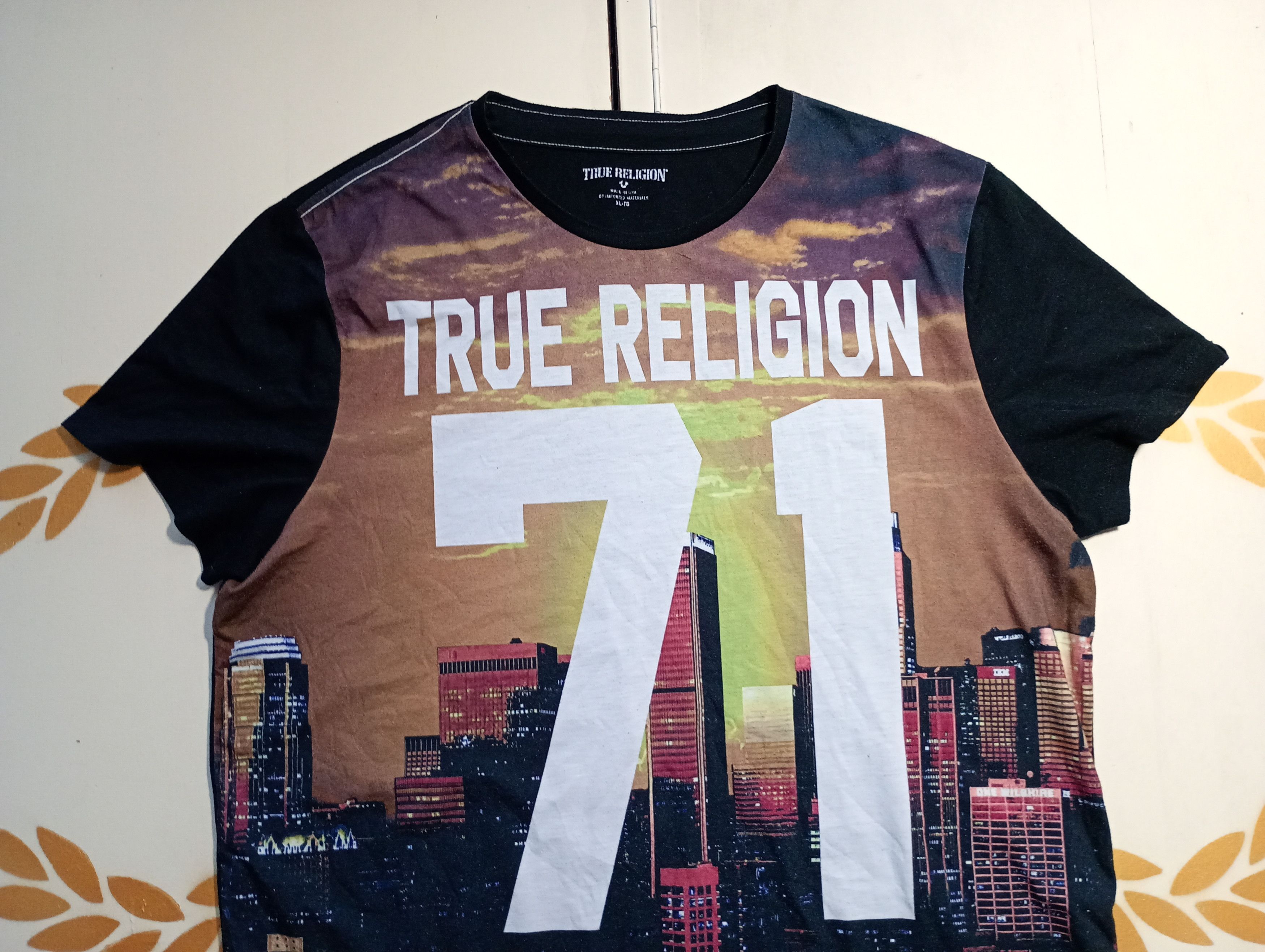 True Religion True Religion Printed T-Shirt Size US XL / EU 56 / 4 - 4 Thumbnail