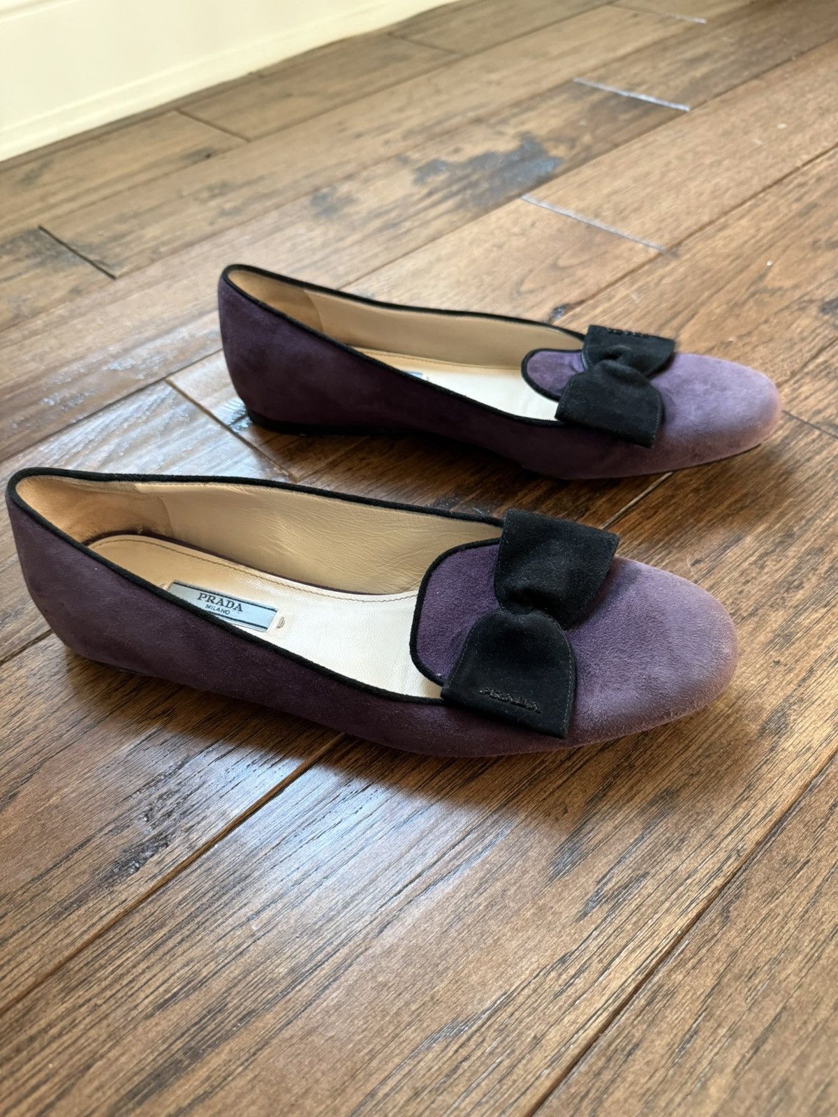 Prada Authentic Prada Calzature Donna Suede Purple/Black Bow Flats Size US 10 / IT 40 - 9 Thumbnail