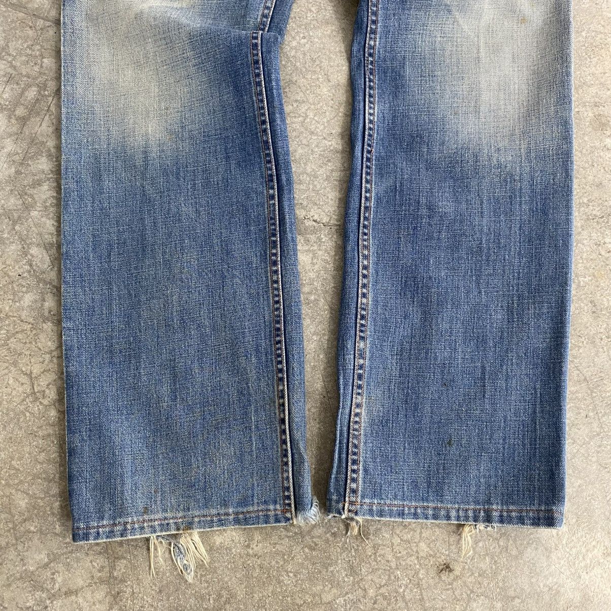 Prada 2000’s Prada Washed Blue Heel Bite Jeans Size US 34 / EU 50 - 9 Thumbnail