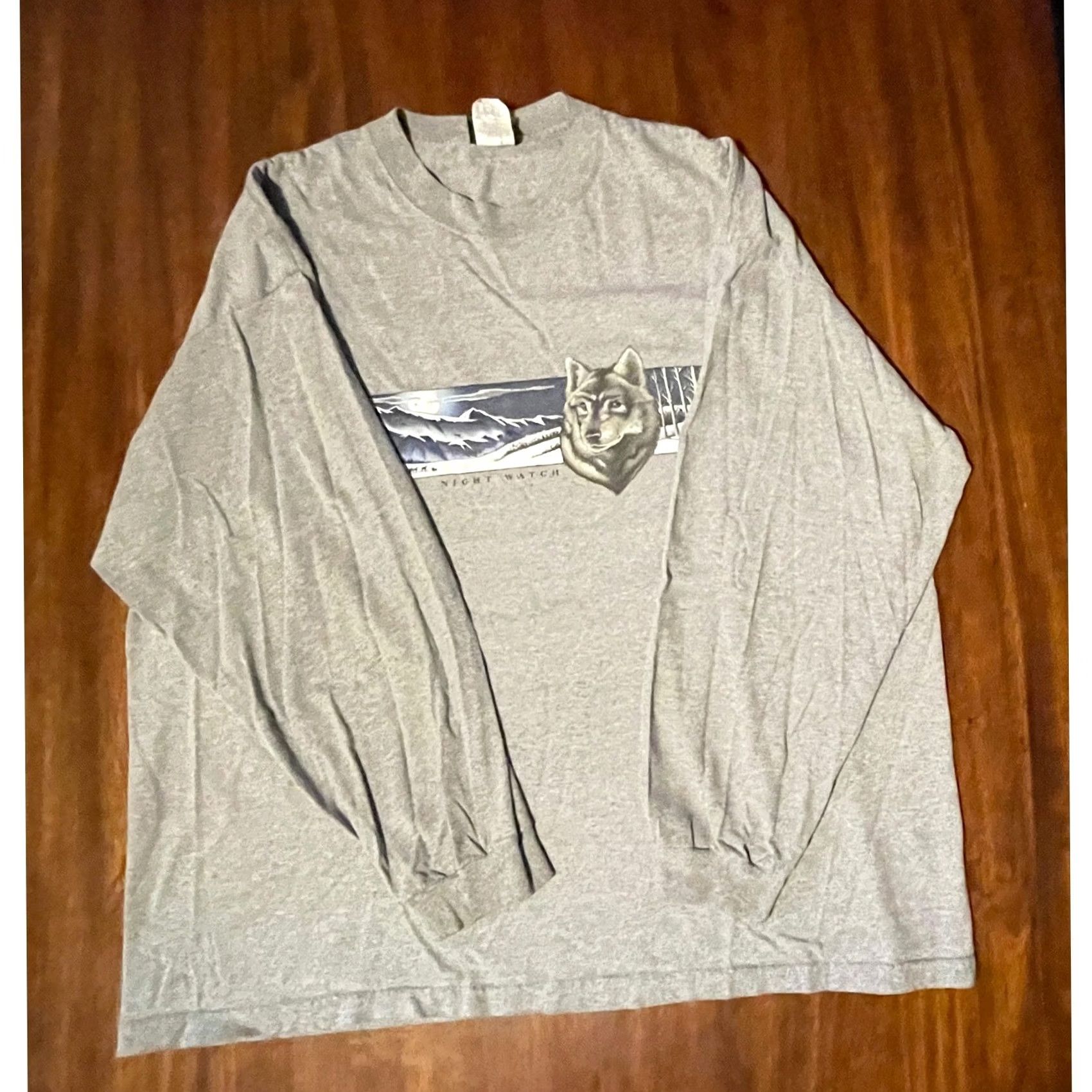 Vintage VINTAGE Ozark Trail Mens XL Gray Long Sleeve Wolf Mountain Graphic USA T Shirt Size US XL / EU 56 / 4 - 3 Thumbnail