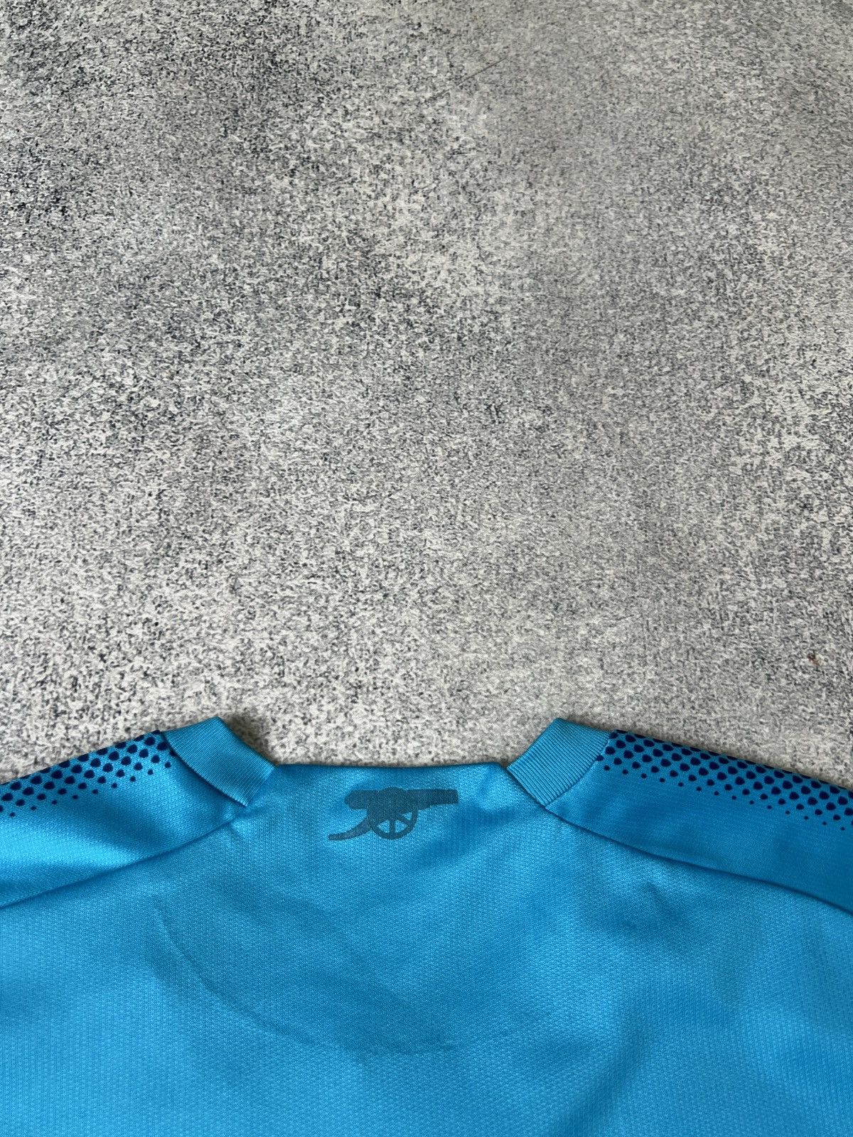 Vintage Arsenal 2017/18 Away Shirt Player Issue Shirt Size US M / EU 48-50 / 2 - 12 Thumbnail