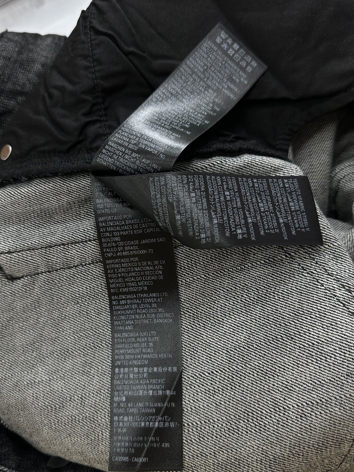 Balenciaga Balenciaga Hybrid 50 50 Split Jeans Black Gray XS Size US 30 / EU 46 - 11 Thumbnail