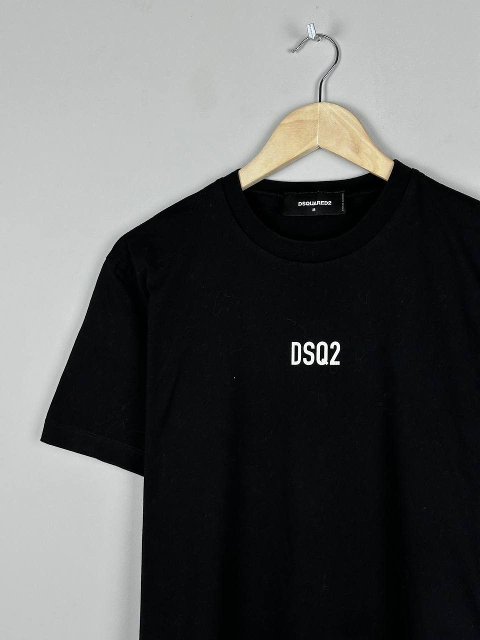 Dsquared2 Luxury Dsquared2 Black DSQ2 T Shirt Size M / US 6-8 / IT 42-44 - 1 Thumbnail