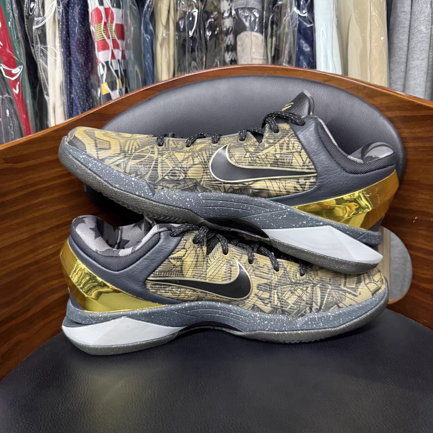 Nike Nike Kobe 7 (ZK7) Master of Peace K15 Size US 9.5 / EU 42-43 - 7 Thumbnail