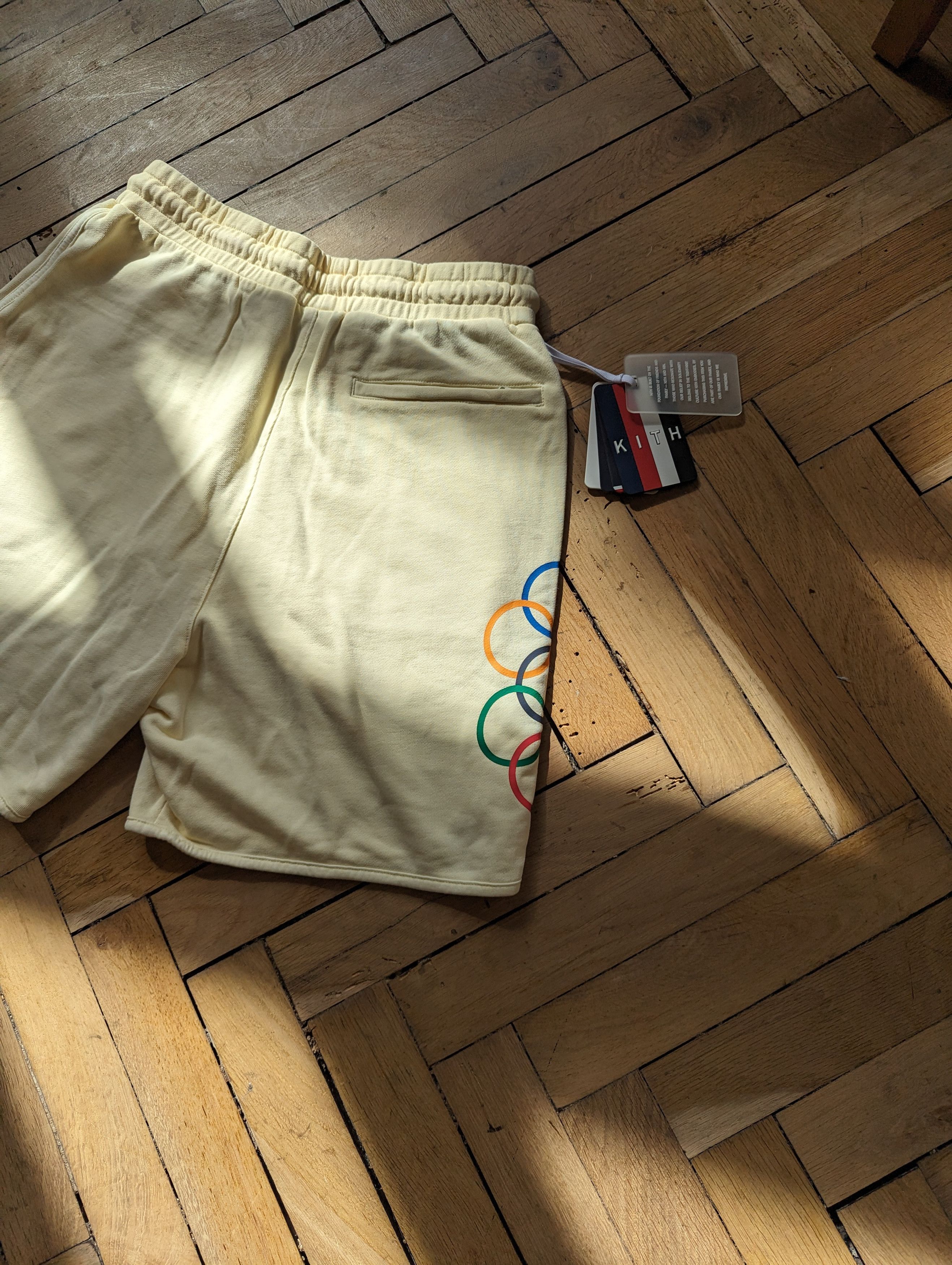 Kith Short Kith usa 5 rings yellow spirited Size US 28 / EU 44 - 4 Thumbnail