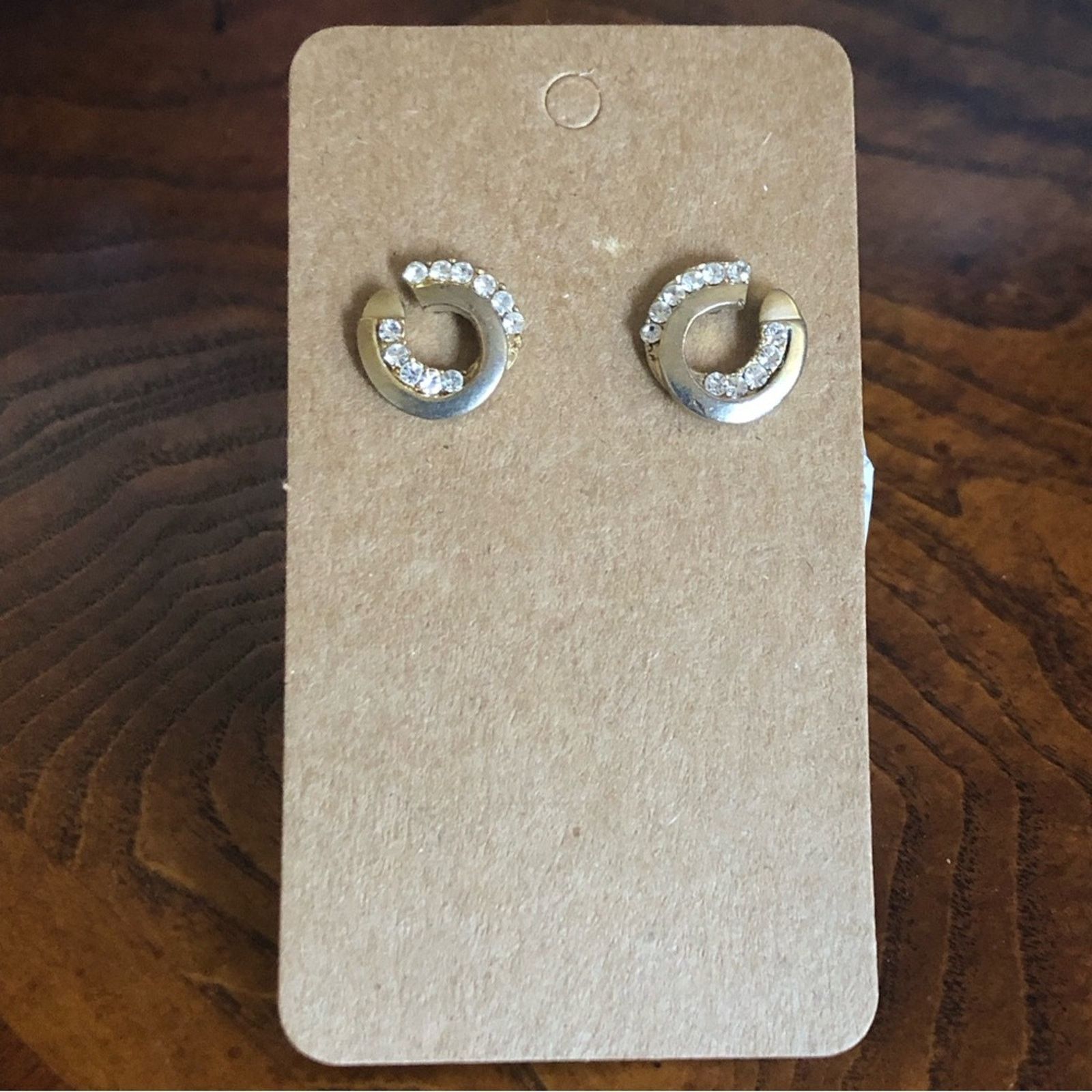 Vintage Elegant matte gold tone clear rhinestone earrings Size ONE SIZE - 1 Thumbnail