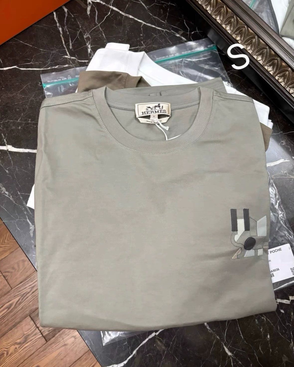 Hermès Gray Short Sleeve T-Shirt - dmc