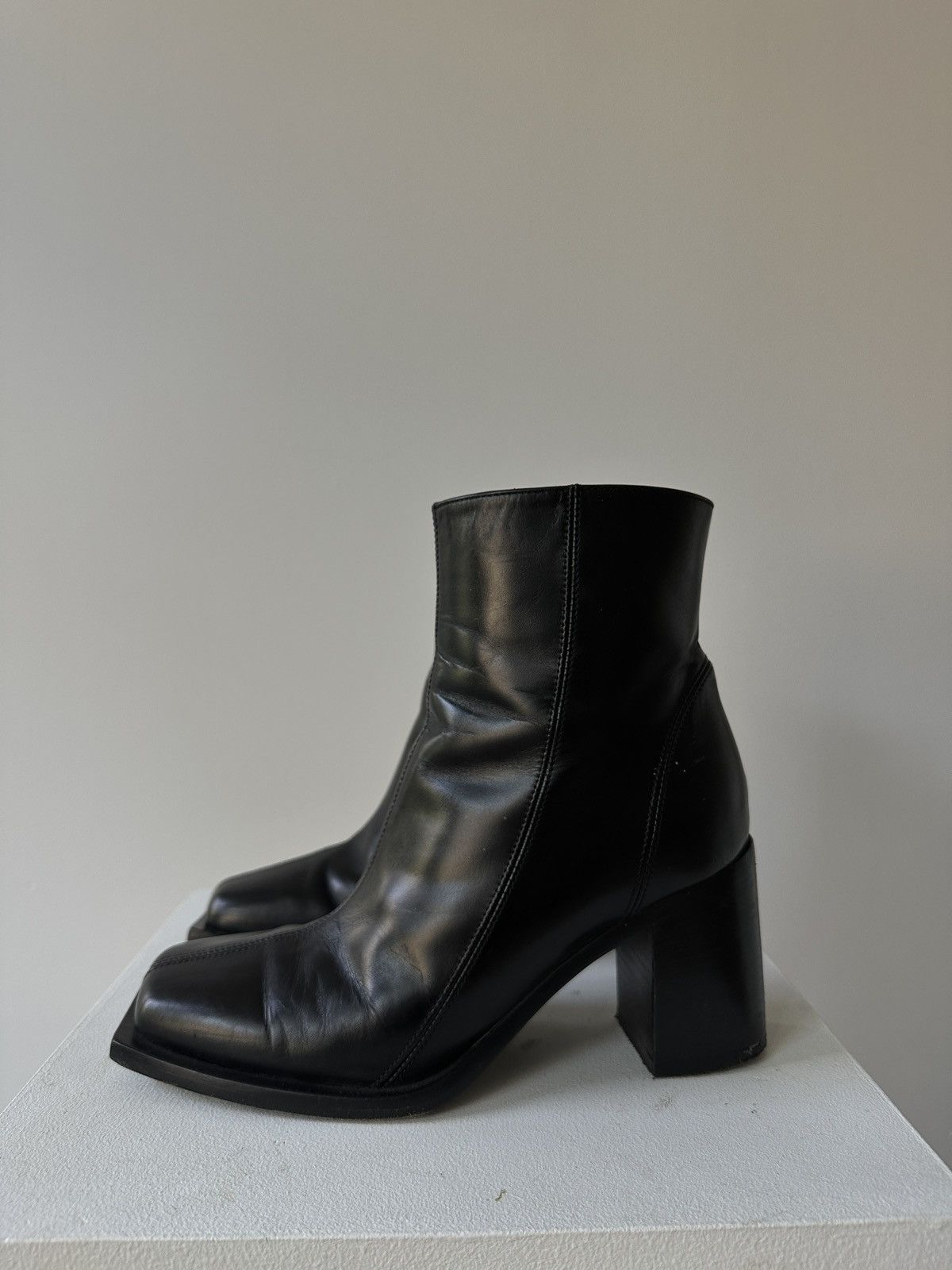靴 PETER DO everyday platform boot Everyday Platform Boot in Black – SVRN