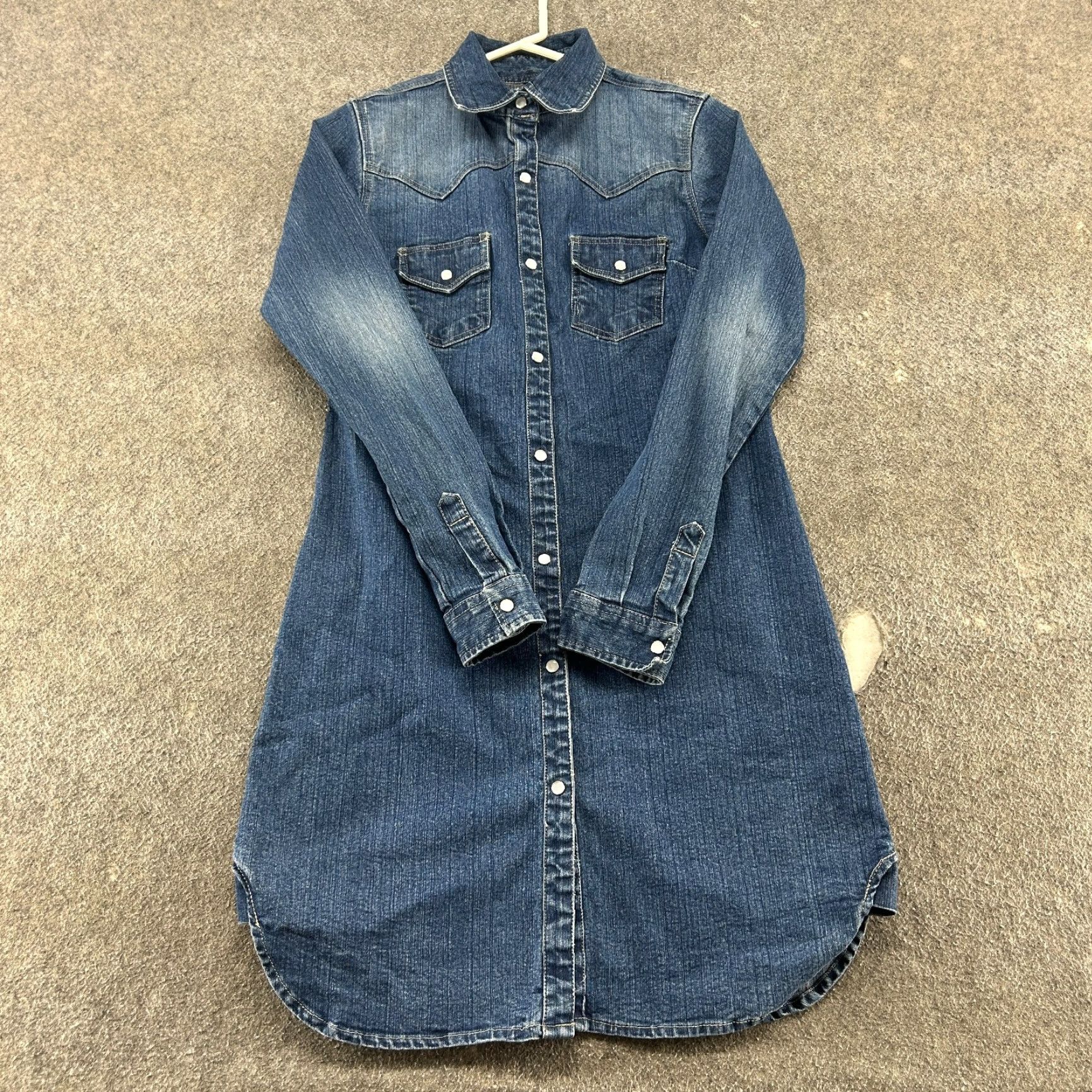 Vintage VINTAGE RU Dress Womens M Blue Pearl Snap Long Sleeve Denim Dark Wash Western Maxi Shirt Dress 90s Ladies Pocketed Size M / US 6-8 / IT 42-44 - 2 Thumbnail