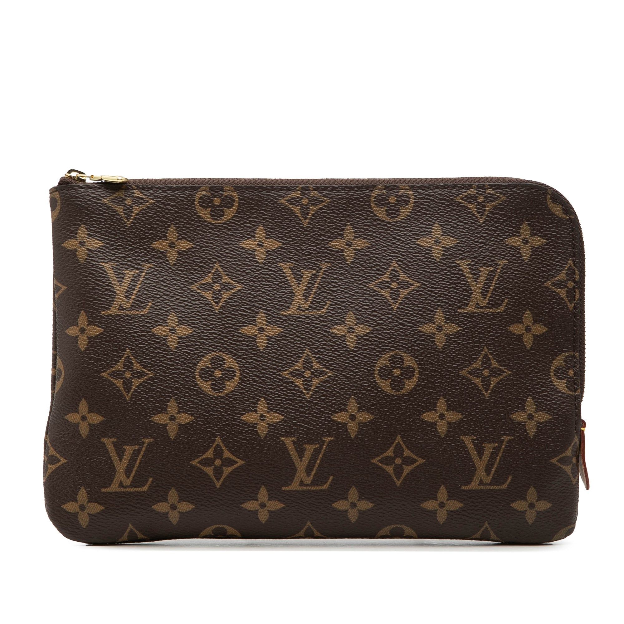 Louis Vuitton Monogram Etui Voyageur PM Size ONE SIZE - 1 Thumbnail