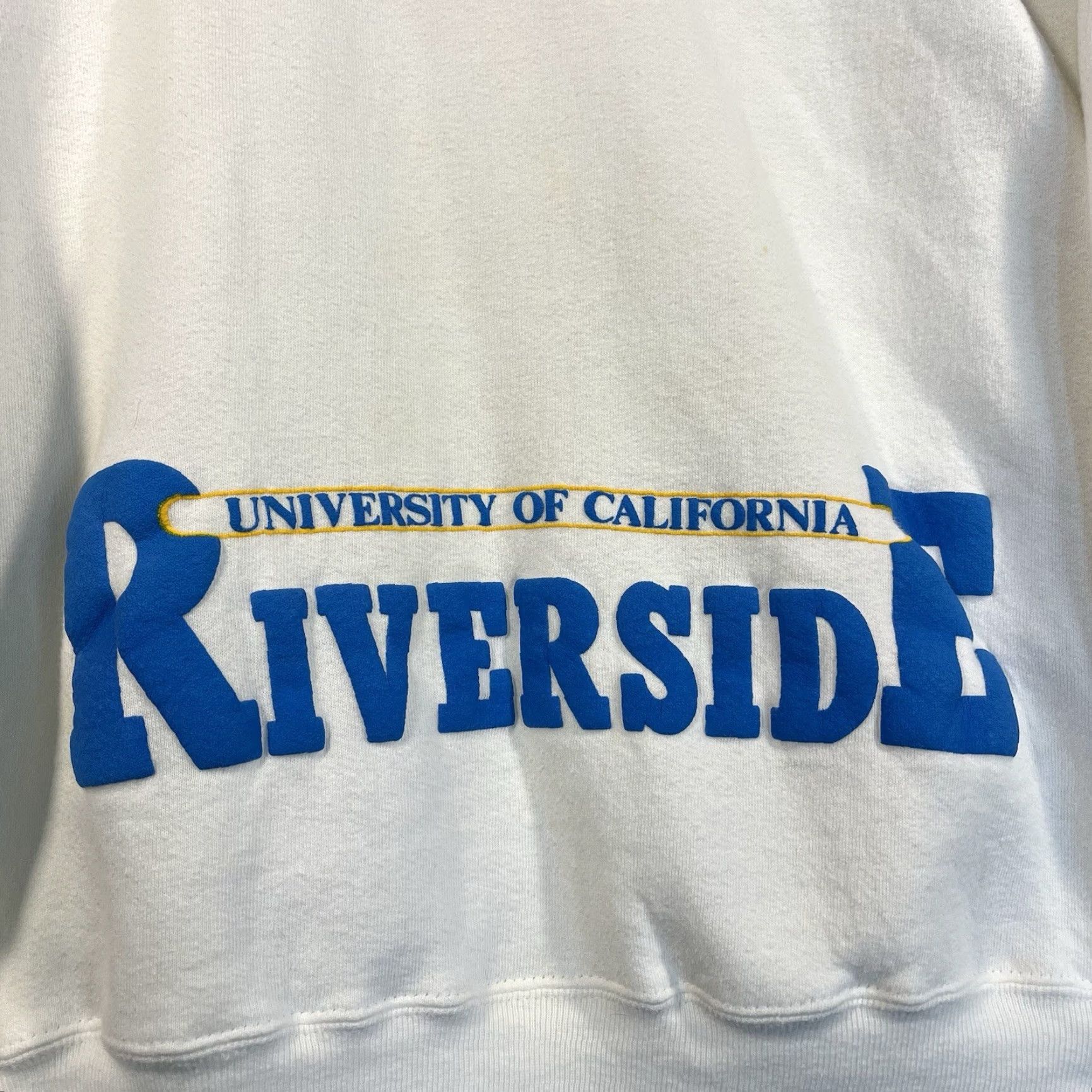 Russell Athletic VINTAGE Russell Athletic UC Riverside Crewneck Sweatshirt XL Mens White Puff Print 70s 80s Collegiate Pullover 80s College UP Stadium? Size US XL / EU 56 / 4 - 2 Thumbnail