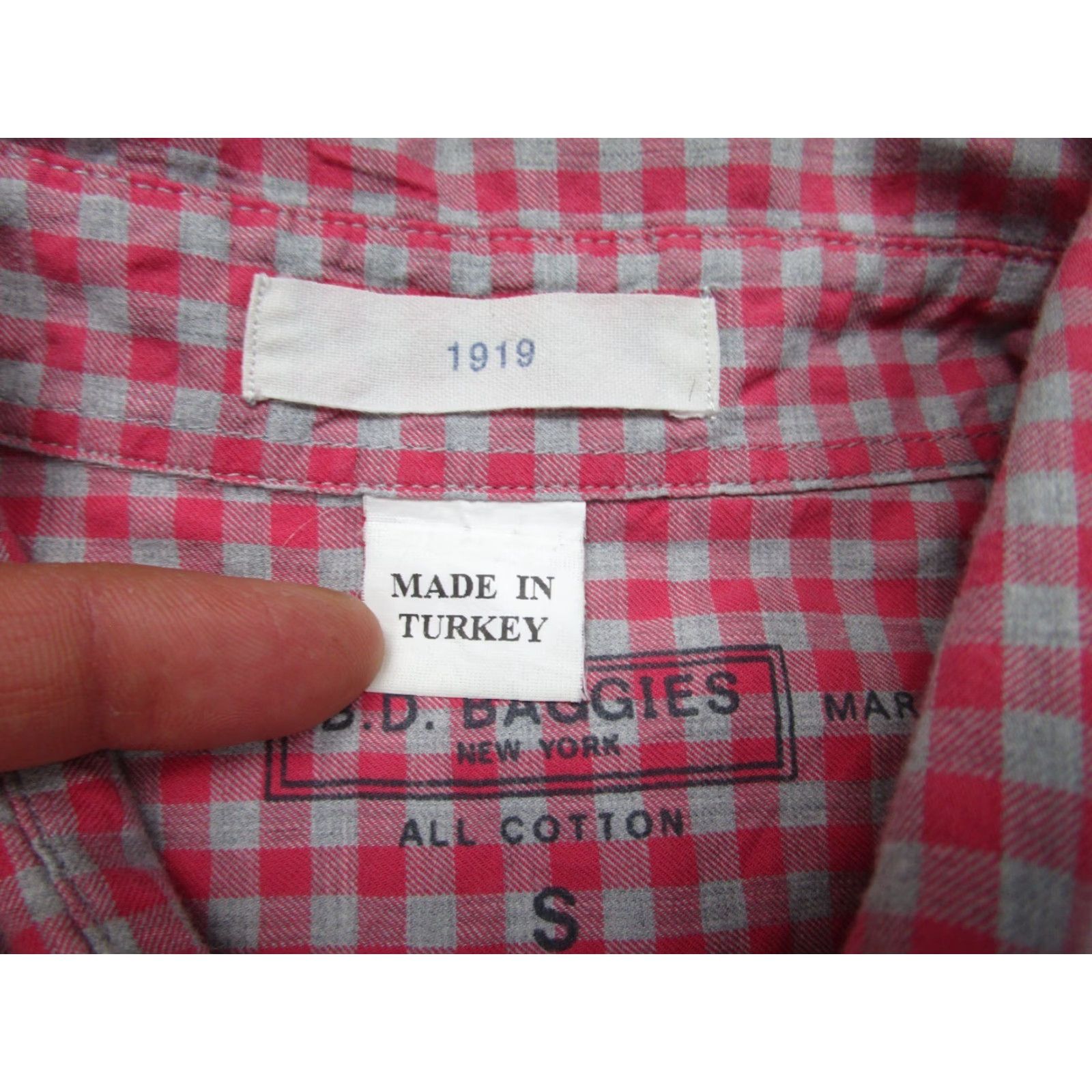 Vintage B.D. Baggies Button-Down Shirt Mens Small Red Plaid Gingham Check Cotton Woven Size US S / EU 44-46 / 1 - 4 Thumbnail