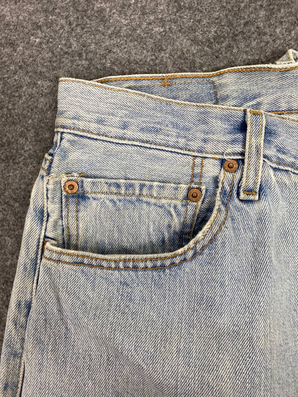 Levi's vintage levis 501 light wash denim nice design Size US 42 / EU 58 - 11 Thumbnail