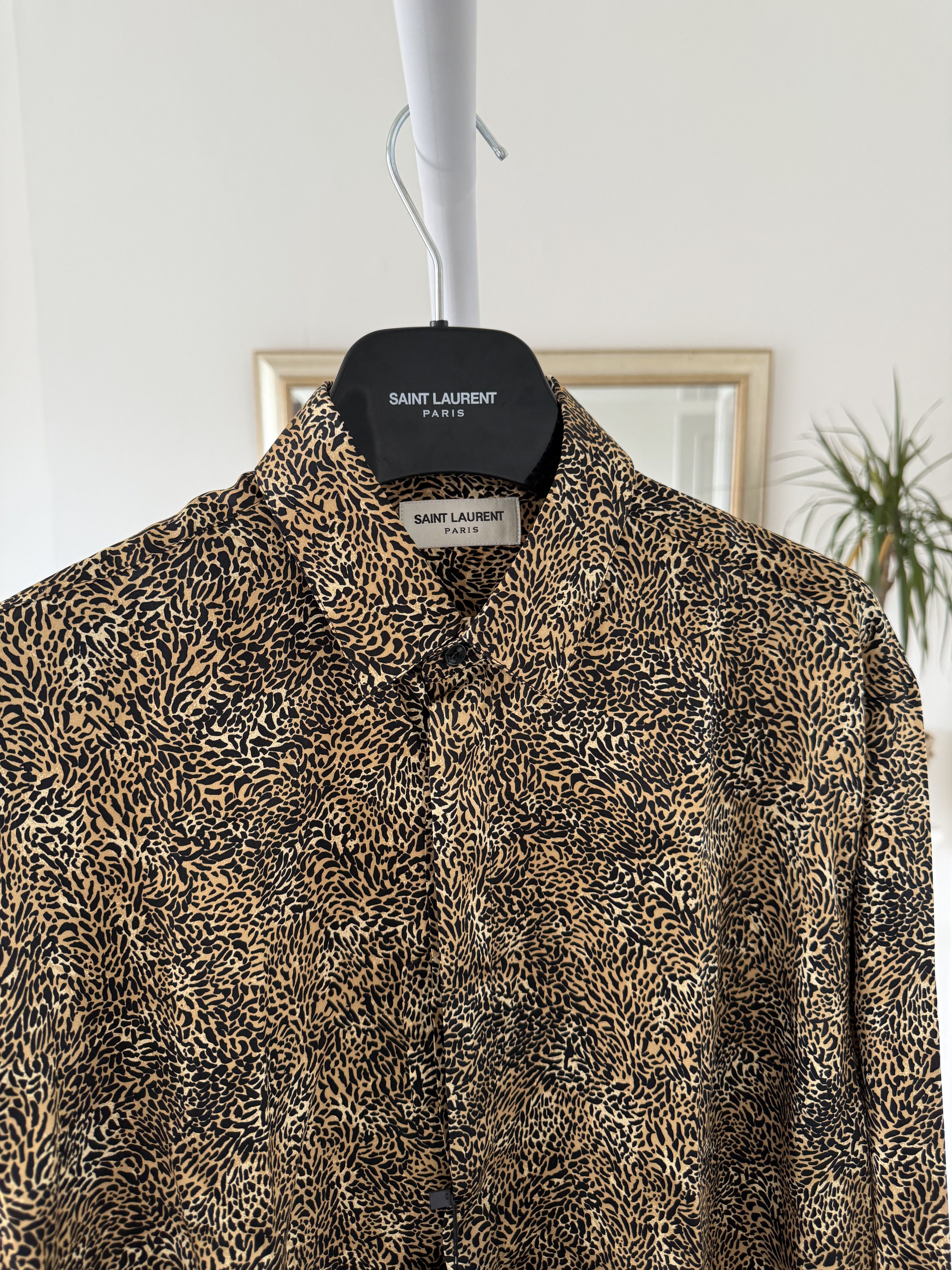 Saint Laurent Paris Saint Laurent Silk Leopard Shirt Size US M / EU 48-50 / 2 - 7 Thumbnail