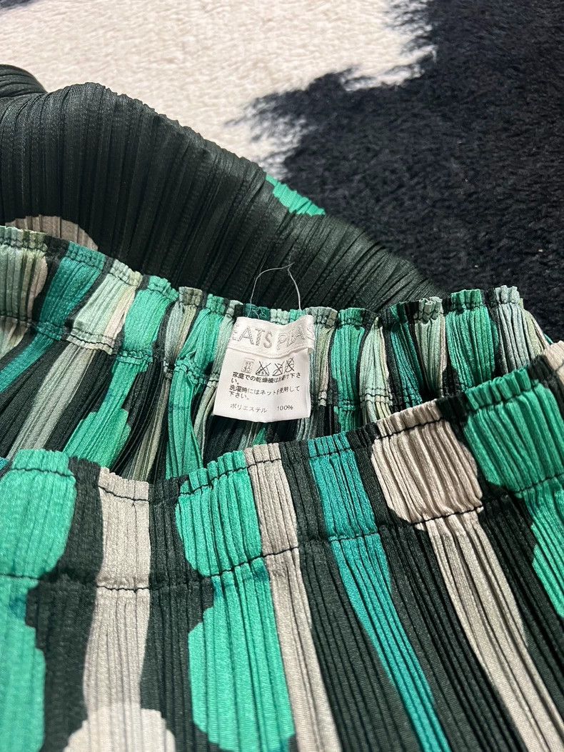 Issey Miyake Issey Miyake size:5 Green polka dot skirt Size 42" / US 20 - 5 Thumbnail