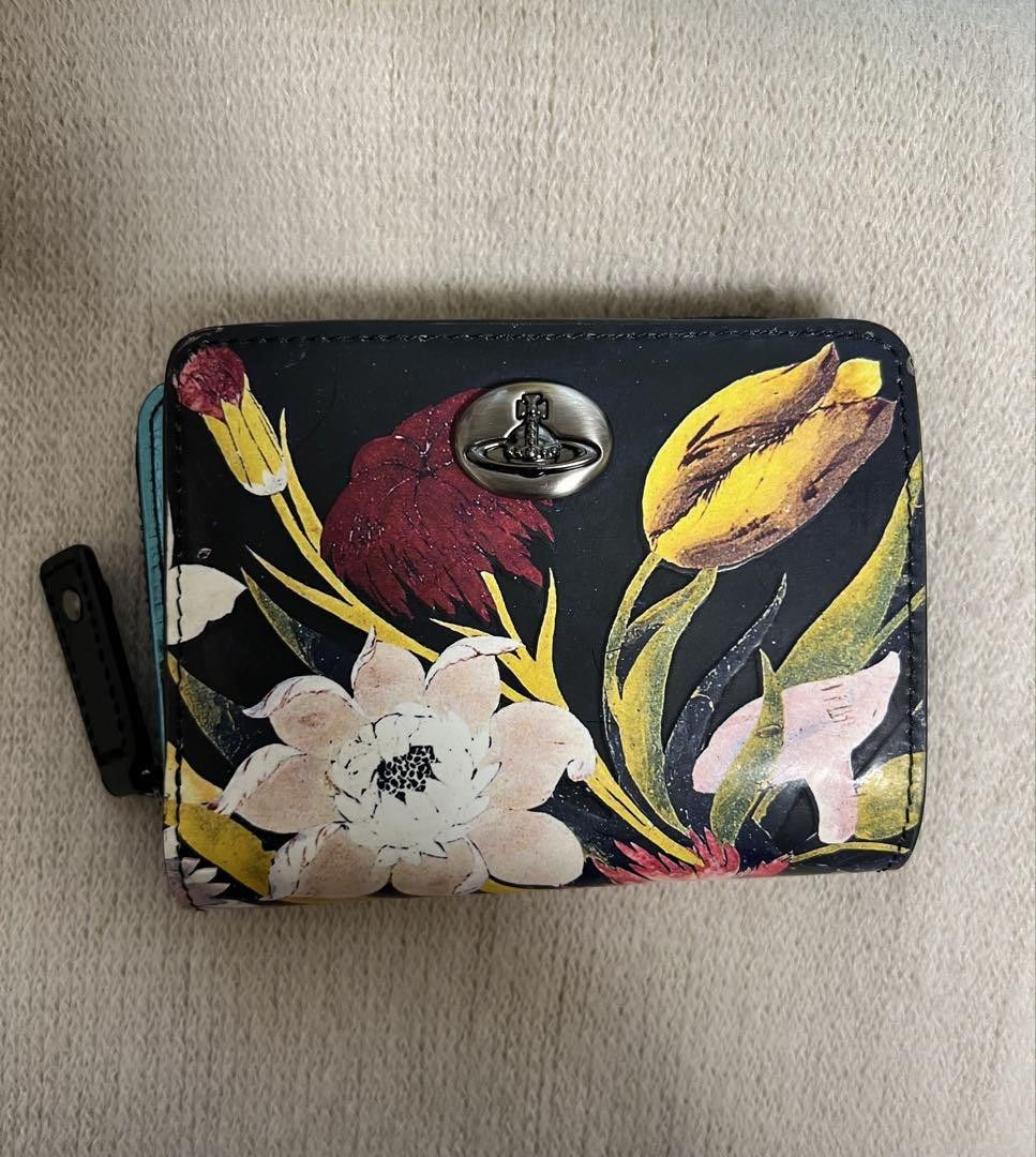 Flower Orb Leather Wallet