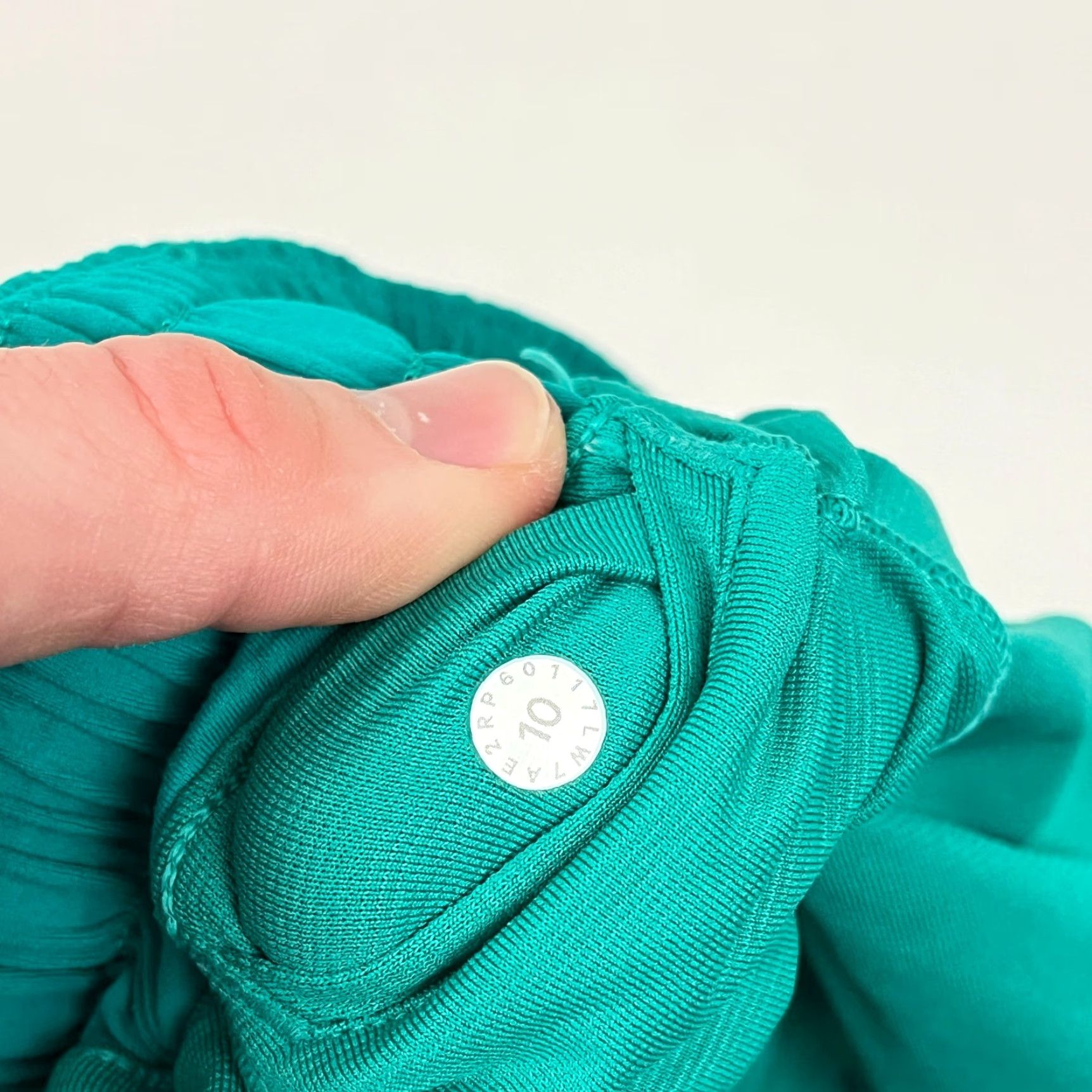Lululemon Lululemon Hotty Hot Shorts Womens Sz 10 x 2.5" Lined Viridian Green Active Run Size 26" / US 2 / IT 38 - 7 Thumbnail