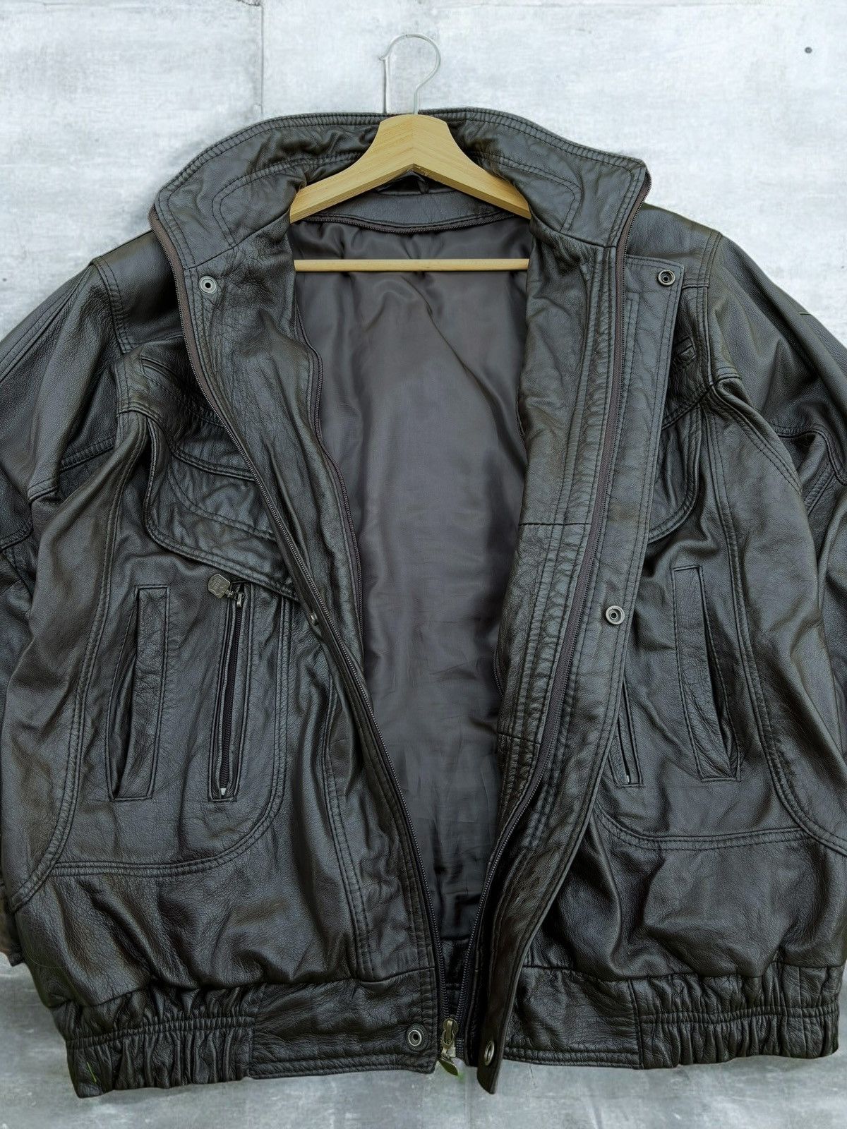 Japanese Brand × Leather × Vintage Vintage Zipper Up Leather Jacket vintage 90’ Size US L / EU 52-54 / 3 - 6 Thumbnail