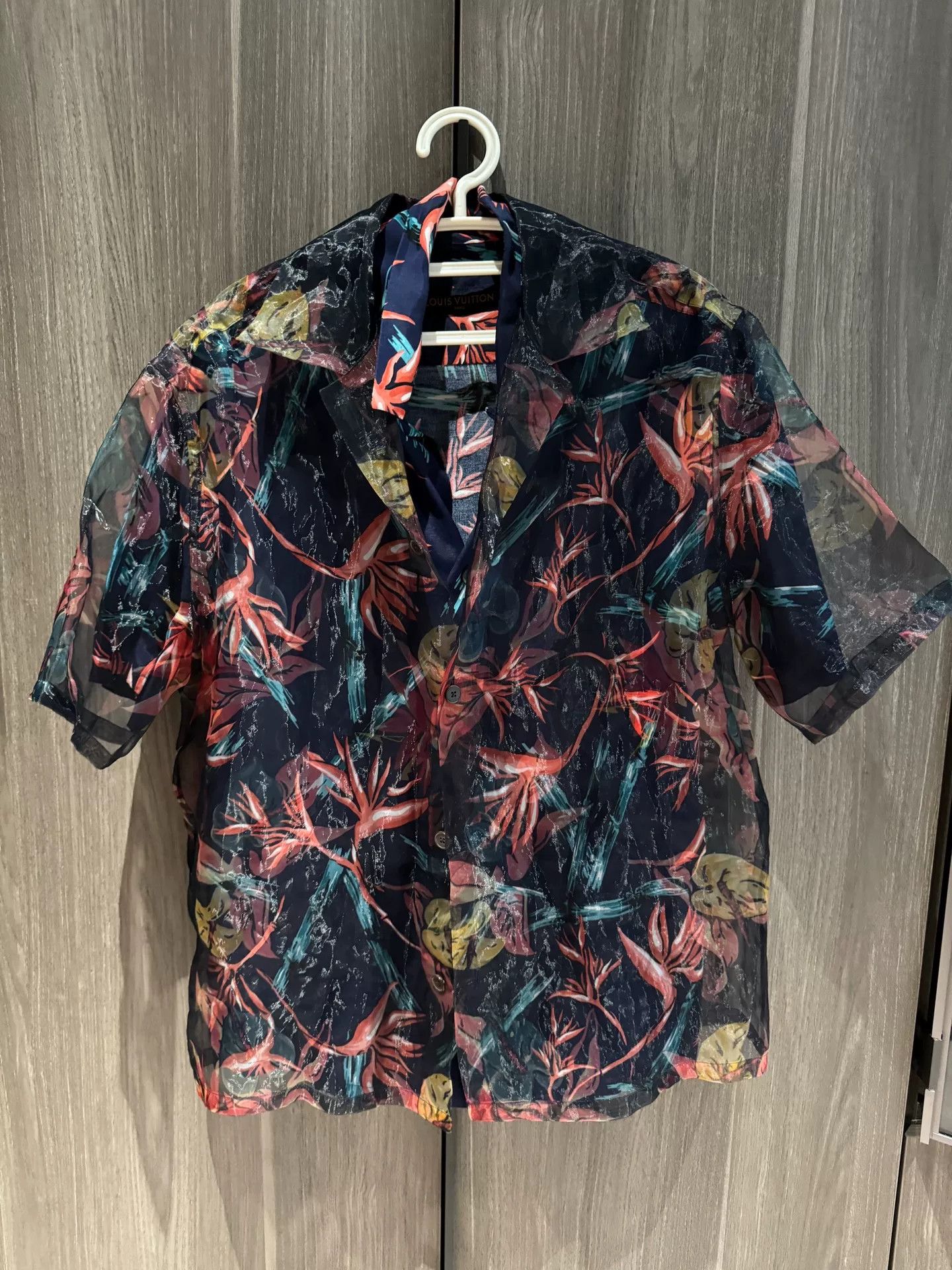 Louis Vuitton Louis Vuitton Hawaiian Short Sleeve Shirt Size US S / EU 44-46 / 1 - 1 Thumbnail