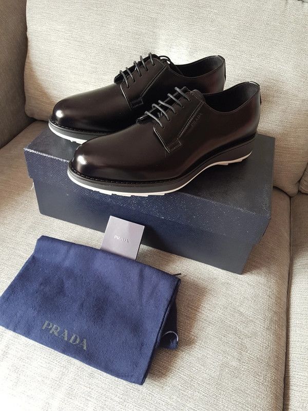 image of 2Ee297 New Prada Derby Business Leather Shoes in Black, Men's
