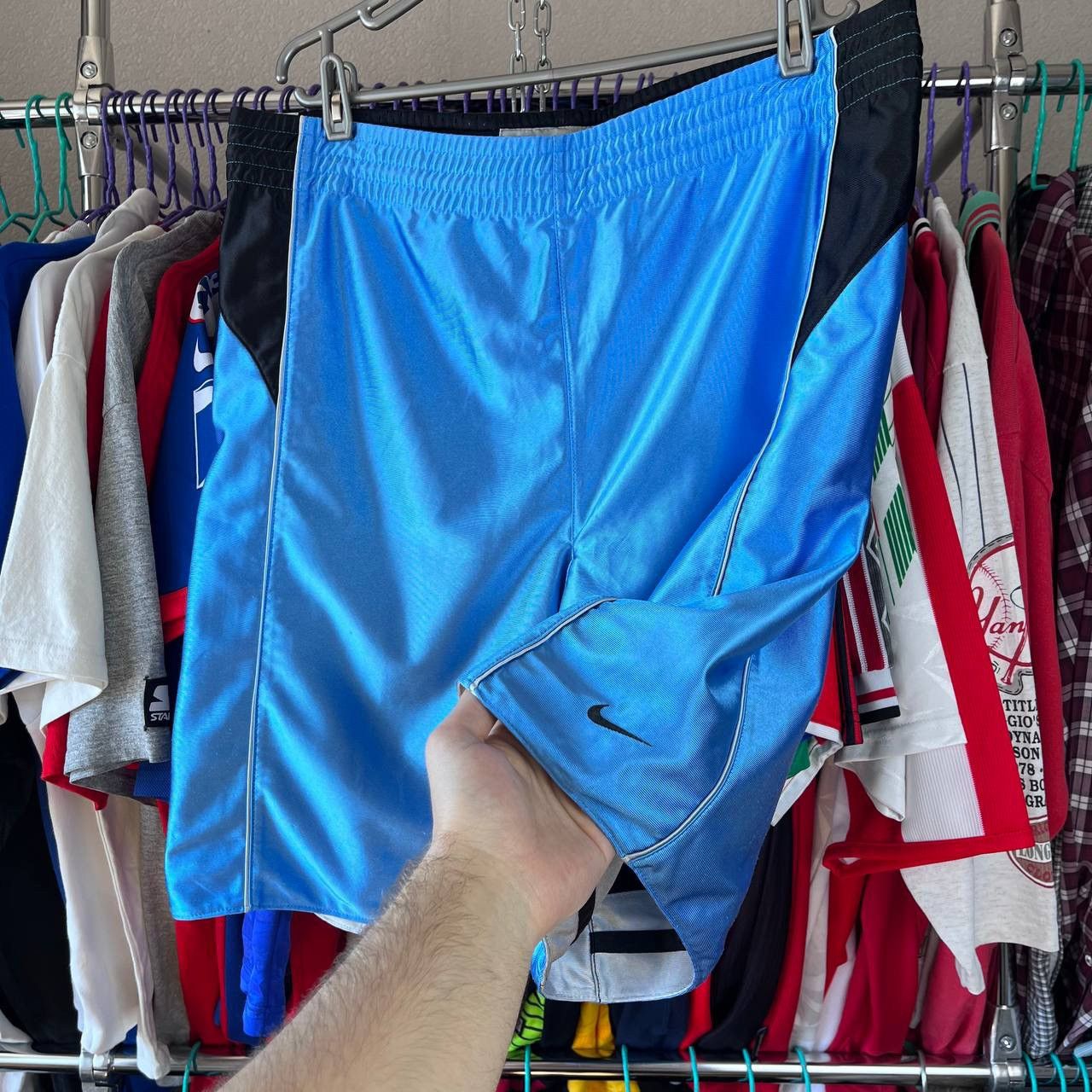 NBA × Nike × Vintage Vintage 90s Nike Reversible Basketball Shorts 2in1 Size US 36 / EU 52 - 2 Thumbnail