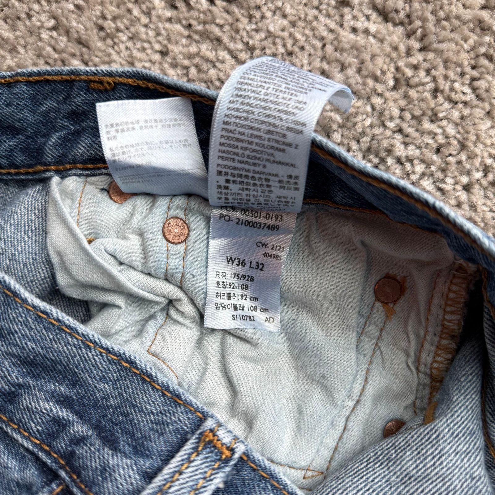 Levi's Vintage Levis 501 Blue Denim Jeans Mens 36x32 Casual Fit Size US 36 / EU 52 - 5 Thumbnail