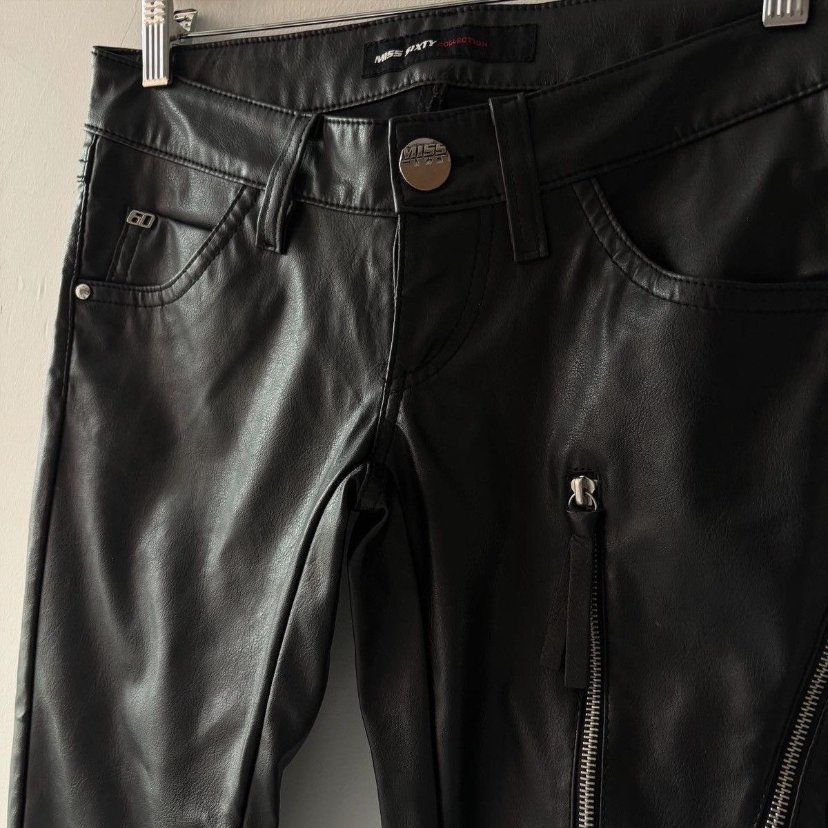 Miss Sixty Miss Sixty leather trousers Size 26" / US 2 / IT 38 - 2 Thumbnail