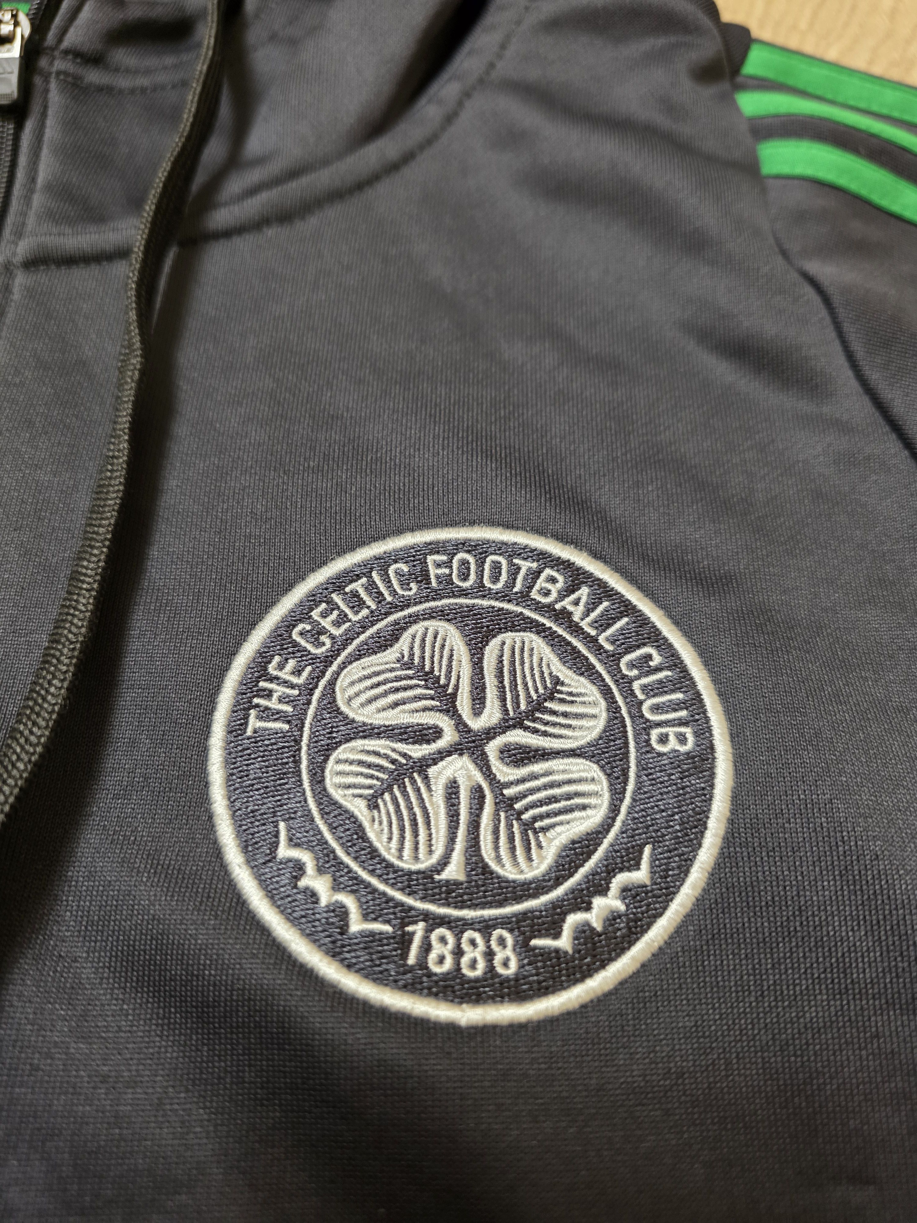 Adidas CELTIC 2024 TRAINING FOOTBALL JACKET SOCCER JACKET 1/3 ZIP Size US L / EU 52-54 / 3 - 4 Thumbnail