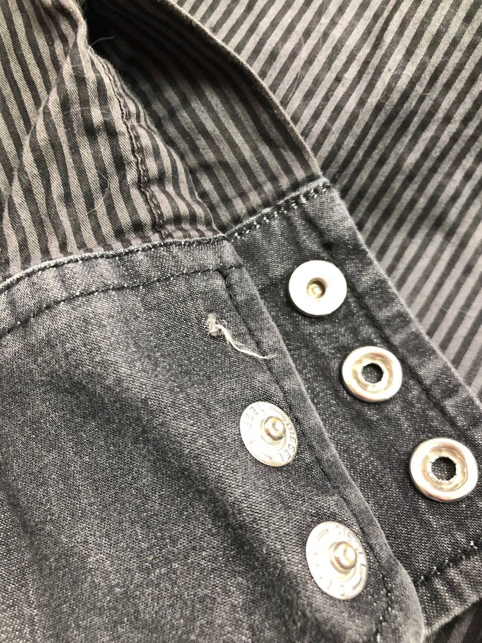 Diesel × Vintage Vintage Diesel Metal Logo Button Up Shirt Y2K Size US L / EU 52-54 / 3 - 6 Thumbnail