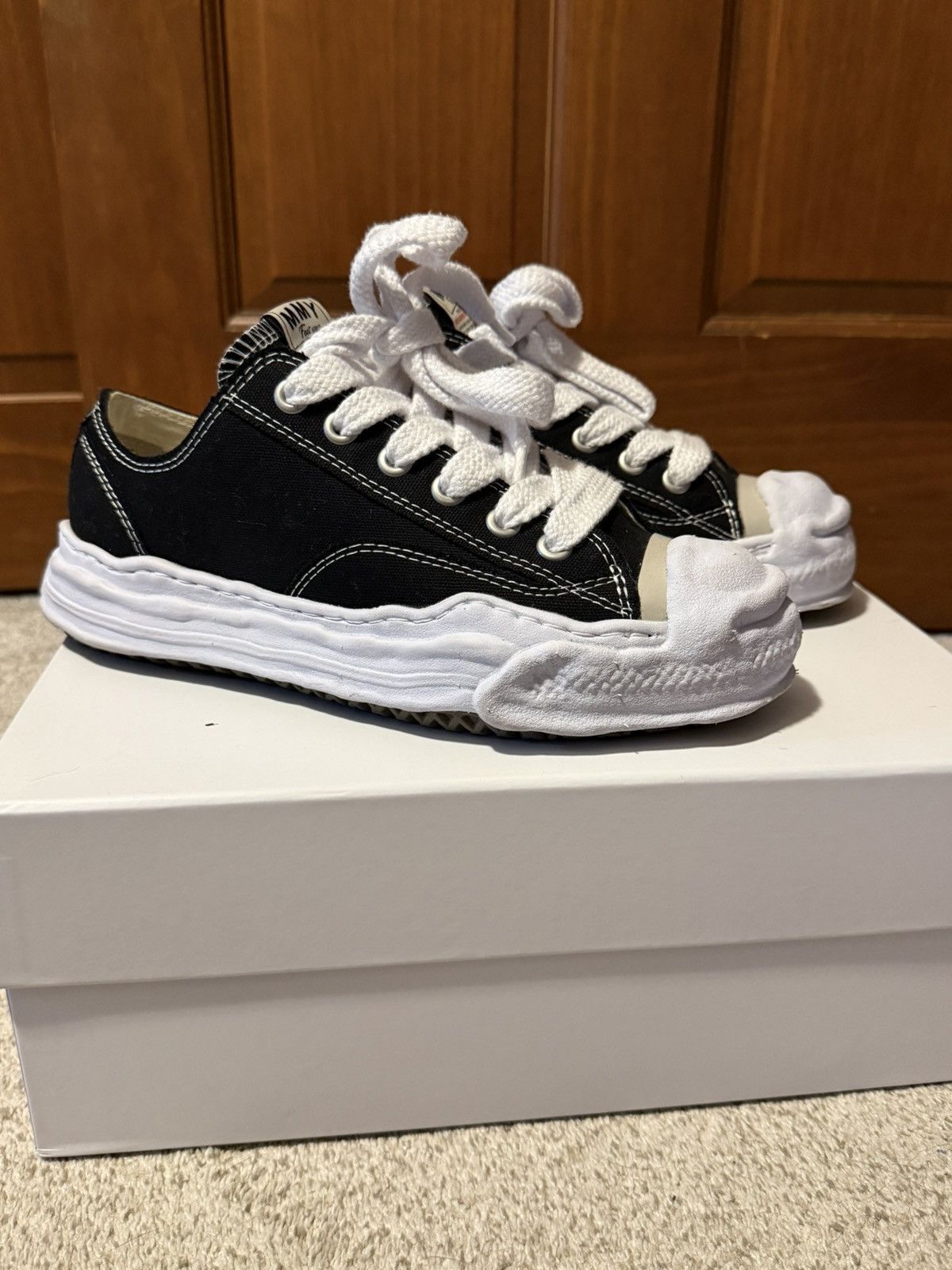 【DC SHOES×MAISON MIHARA YASUHIRO】 COURT GRAFFIK MIHARA The second collaboration between Maison Mihara Yasuhiro and DC