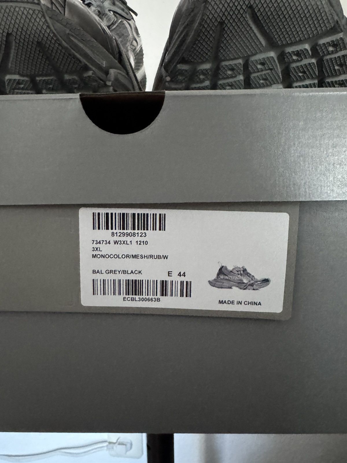Balenciaga Balenciaga 3XL sneaker Grey Silver 45 Size US 11 / EU 44 - 8 Thumbnail