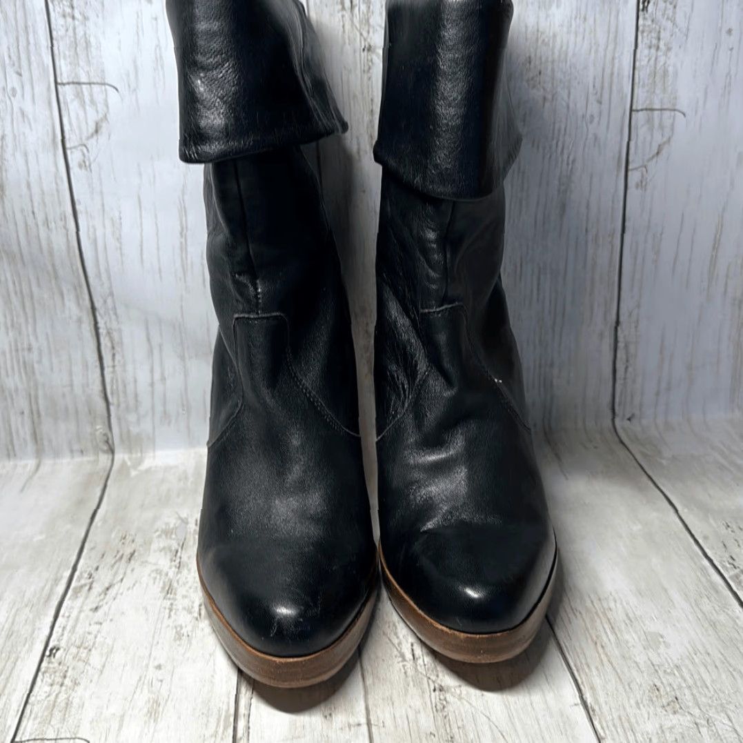 Vintage Bakers Black Leather Booties Ankle Bootie Heel Boot Rolled Cuff size 10M Women Shoes 10 Black Ladies Womens Size US 10 / IT 40 - 2 Thumbnail