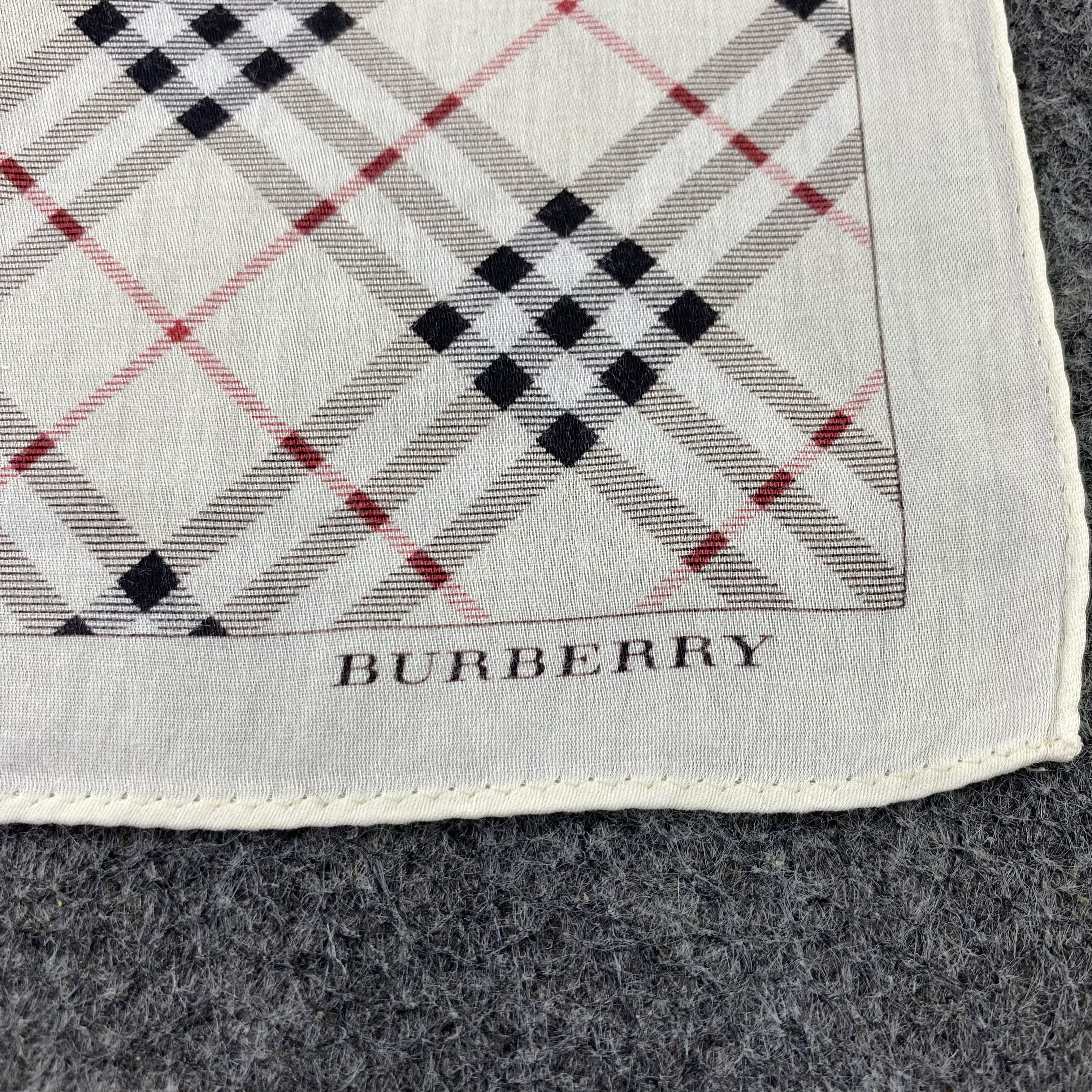 Burberry Burberry Handkerchief / Bandana / Neckerchief-B2383 Size ONE SIZE - 7 Thumbnail