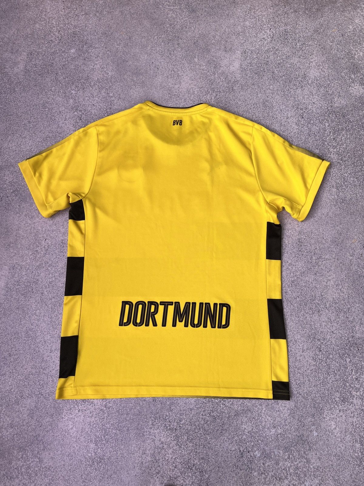 Puma × Vintage Borussia Dortmund Home Kit 17/18 Size US L / EU 52-54 / 3 - 14 Thumbnail