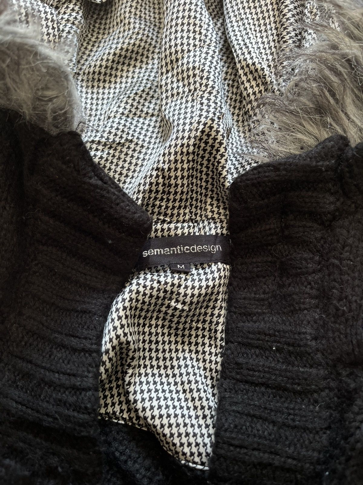 Le Grande Bleu (L.G.B.) Japanese semanticdesign fur cable knit hoodie Size US M / EU 48-50 / 2 - 5 Thumbnail
