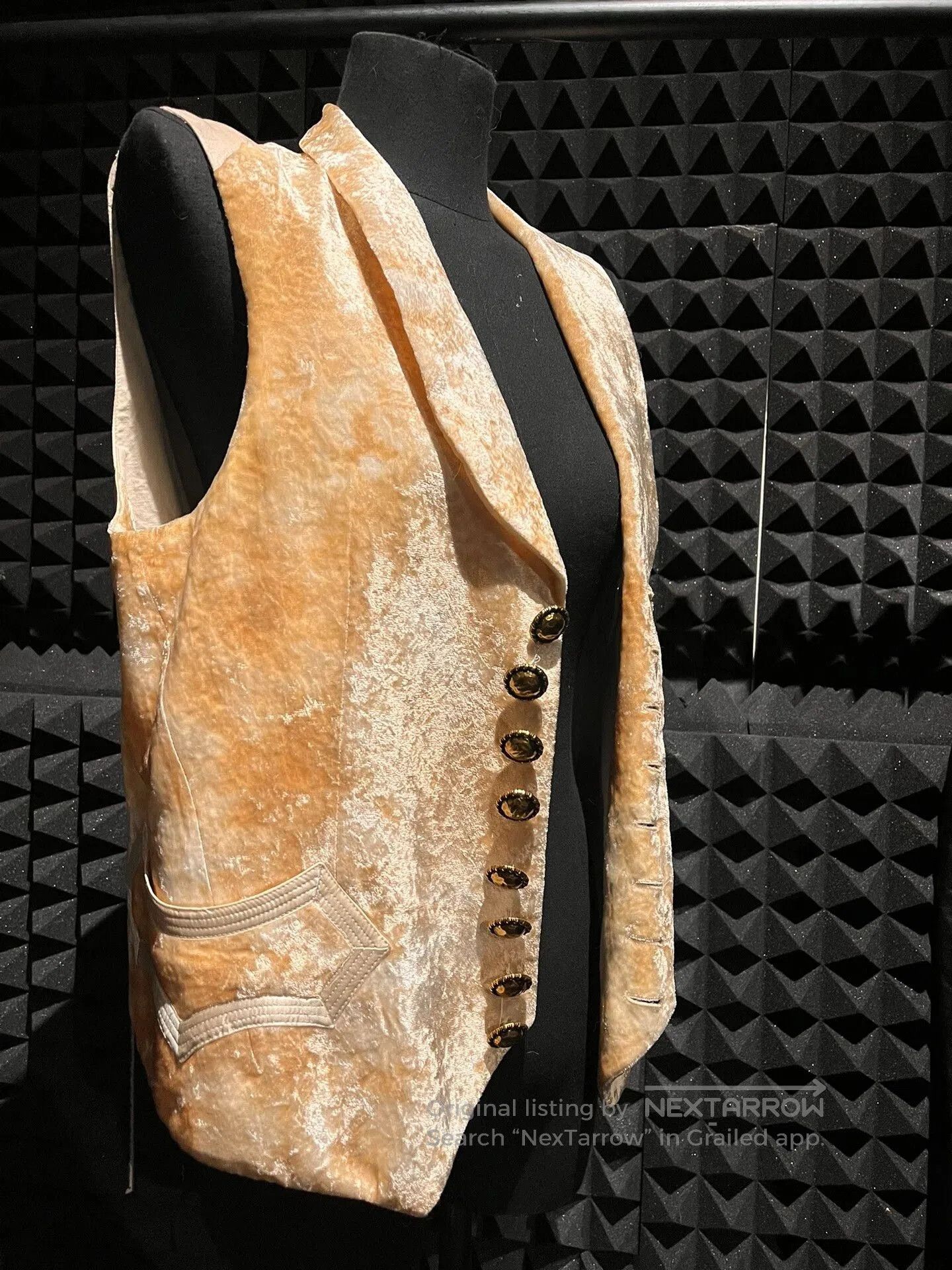Number (N)ine velvet sleeveless vest by number nine. Size US M / EU 48-50 / 2 - 4 Thumbnail