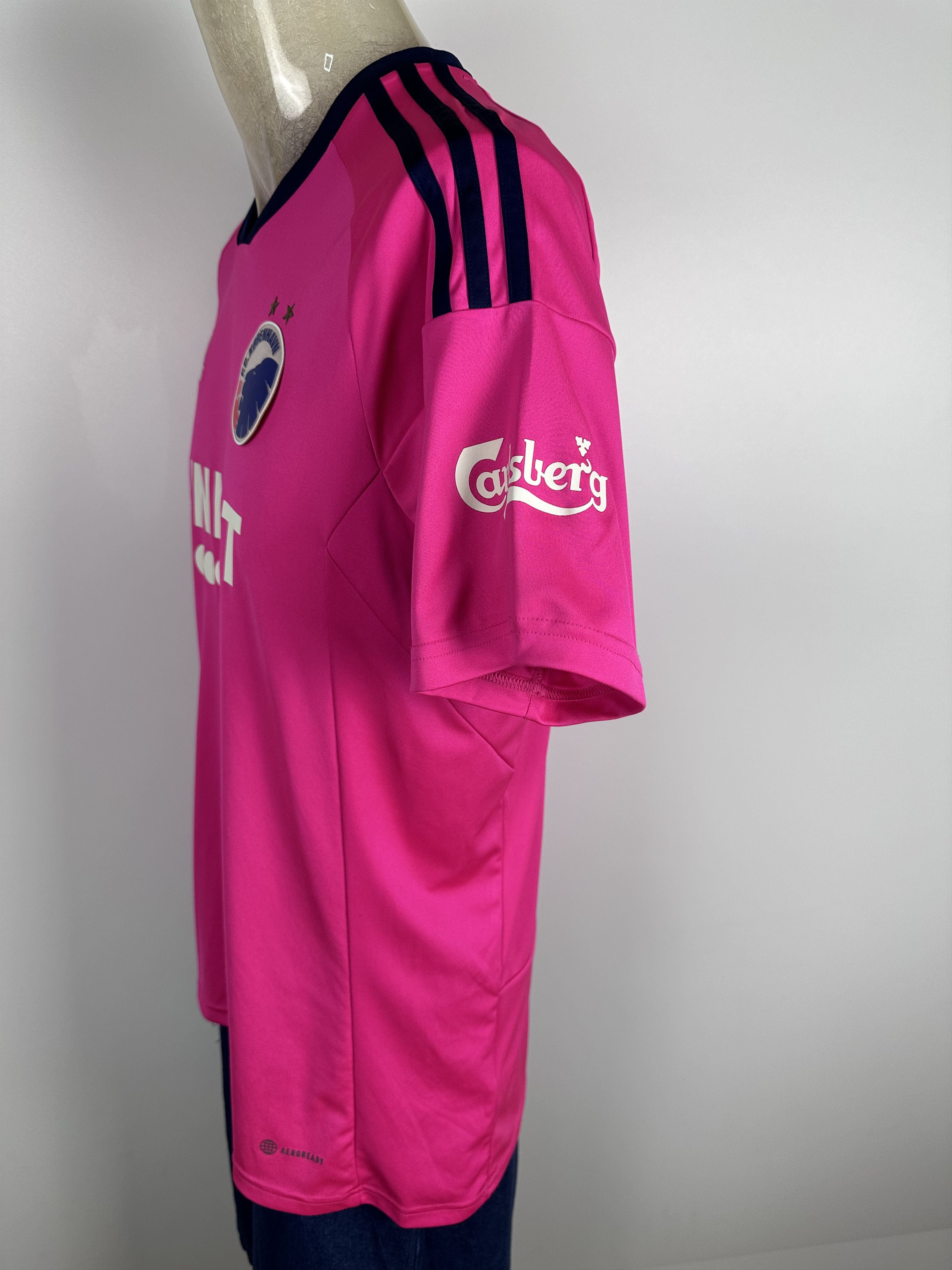 Hummel COPENHAGEN 2022 FOOTBALL SHIRT SOCCER JERSEY ADIDAS #3 VAVRO Size US M / EU 48-50 / 2 - 10 Thumbnail